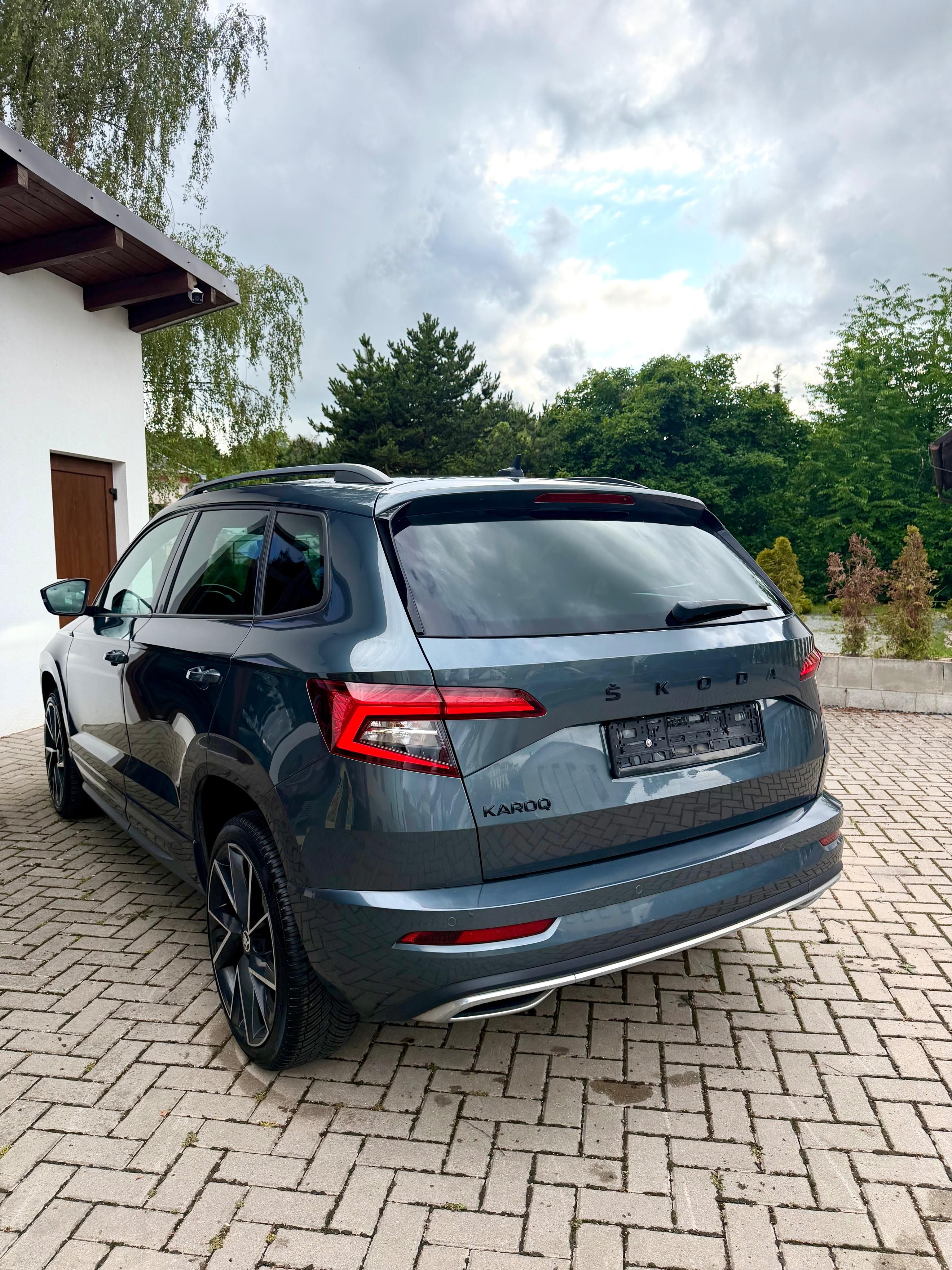 Škoda Karoq, Sport Line 1.5 TSI TOP STAV - fotka 6