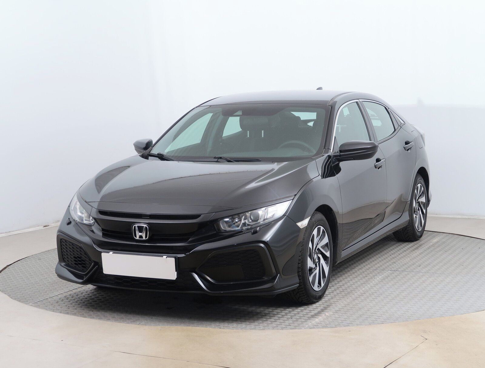 Honda Civic, 1.0 VTEC Turbo, ČR,1.maj - fotka 2