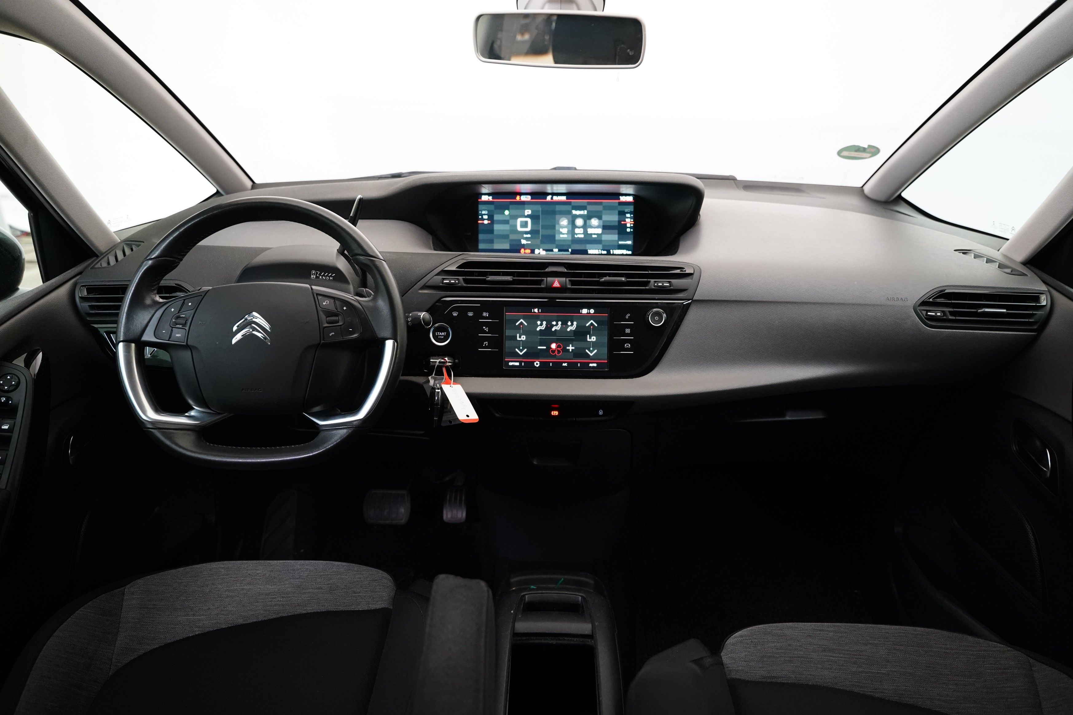 Citroën Grand C4 Picasso, 1.2 PureTech 96 kW Selection - fotka 6
