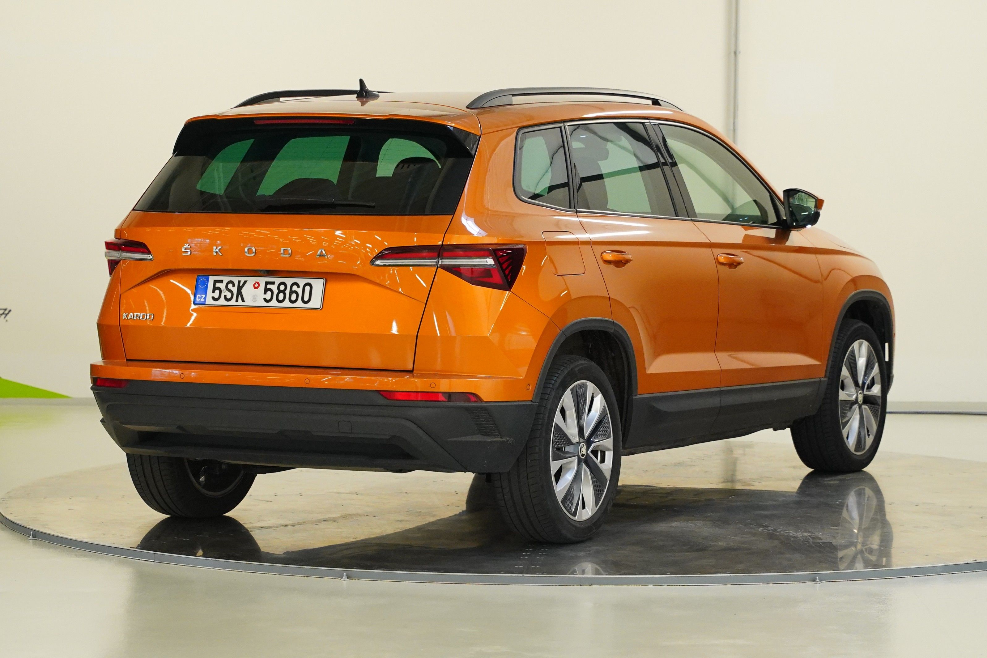 Škoda Karoq, 1.0TSI 81kw style - fotka 3
