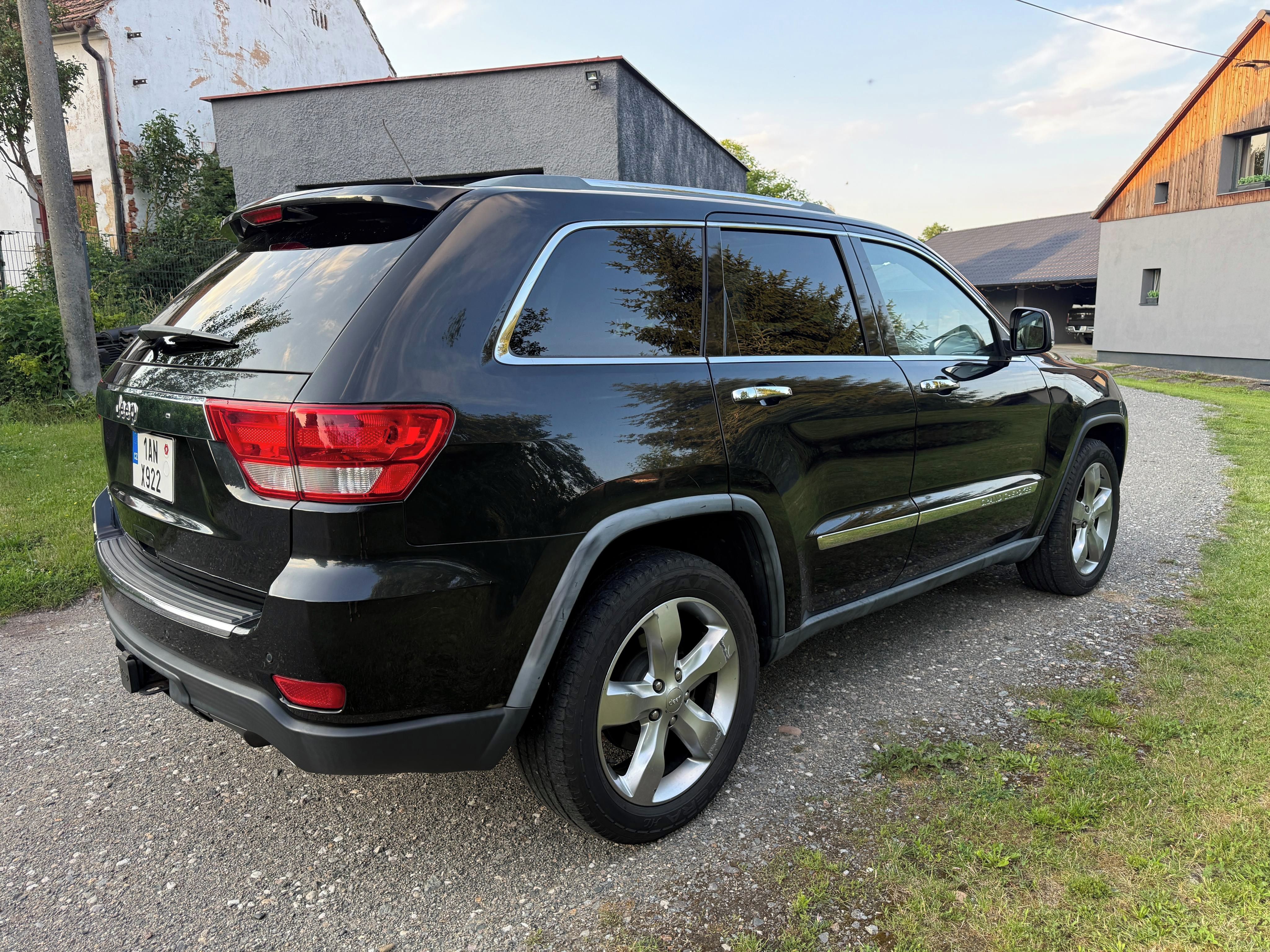 Jeep Grand Cherokee, 3.6i, 4x4 Overland,vzduch - fotka 5