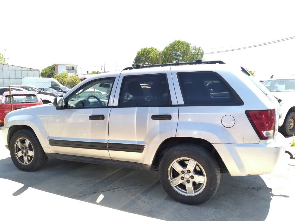Jeep Grand Cherokee, 3.7 V6 LAREDO - fotka 4