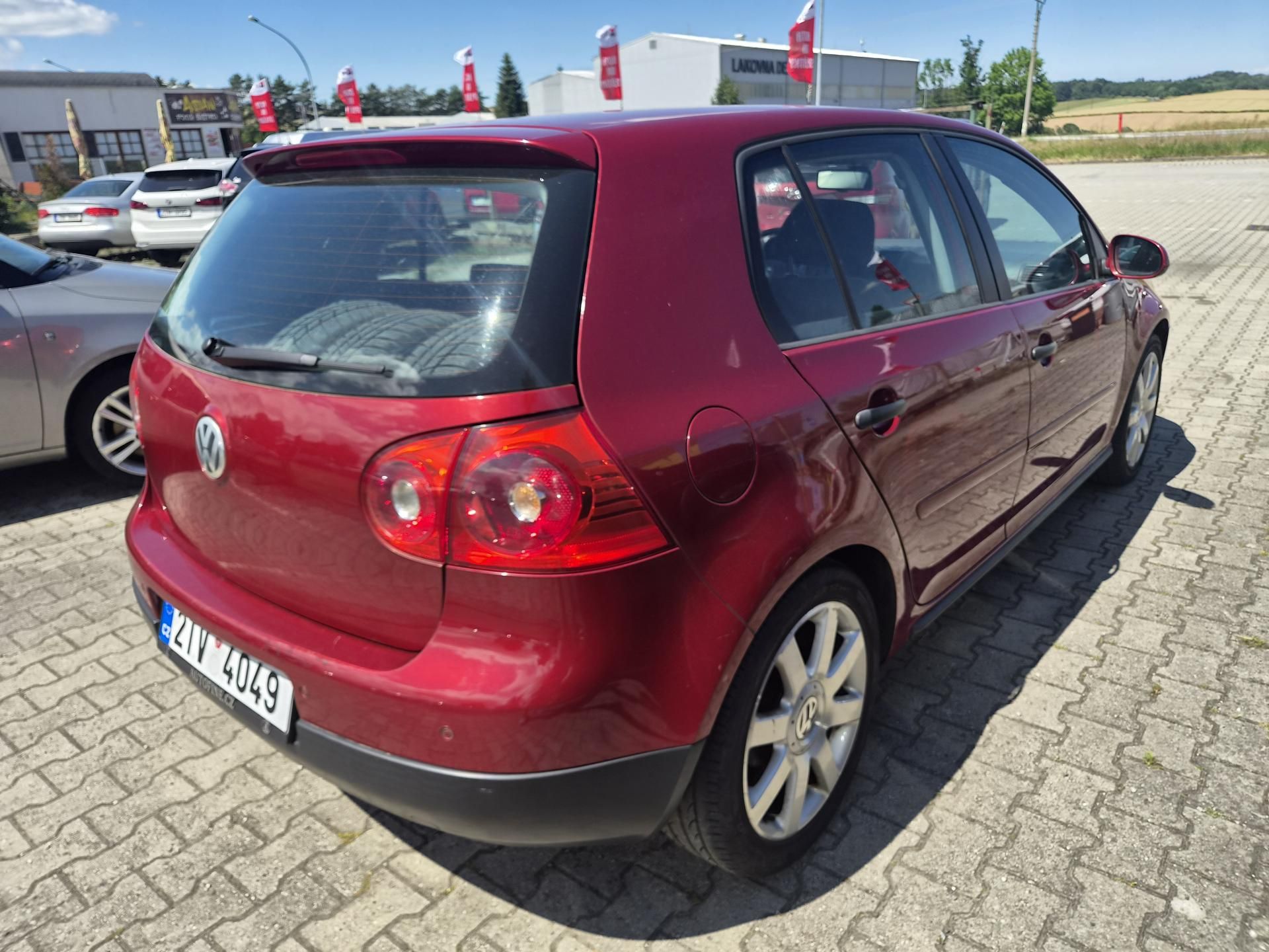 Volkswagen Golf, 1,6 FSI automat - fotka 3