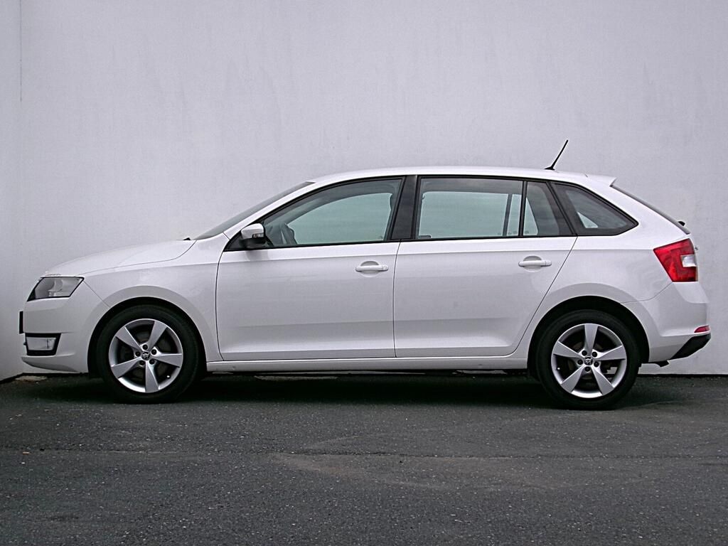 Škoda Rapid, Ambition 1.2 TSI 81 kW - fotka 3