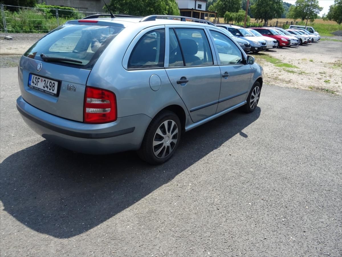Škoda Fabia, 1,4 55 kW - fotka 4