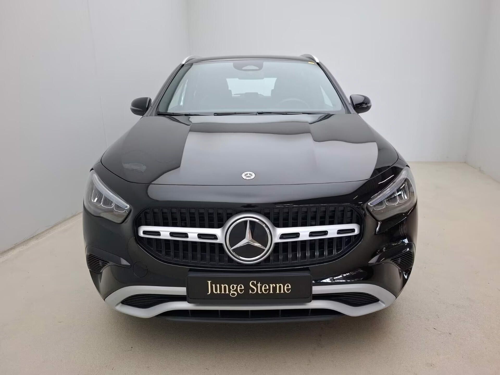 Mercedes-Benz GLA, 200 Kamera LED DAB - fotka 2
