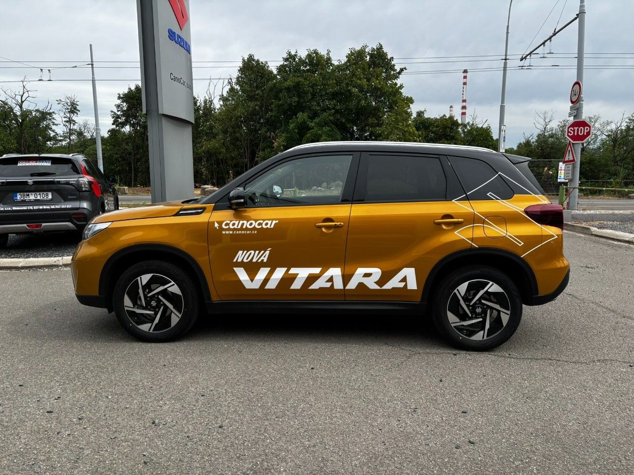 Suzuki Vitara, 4x4 automat Elegance - fotka 4