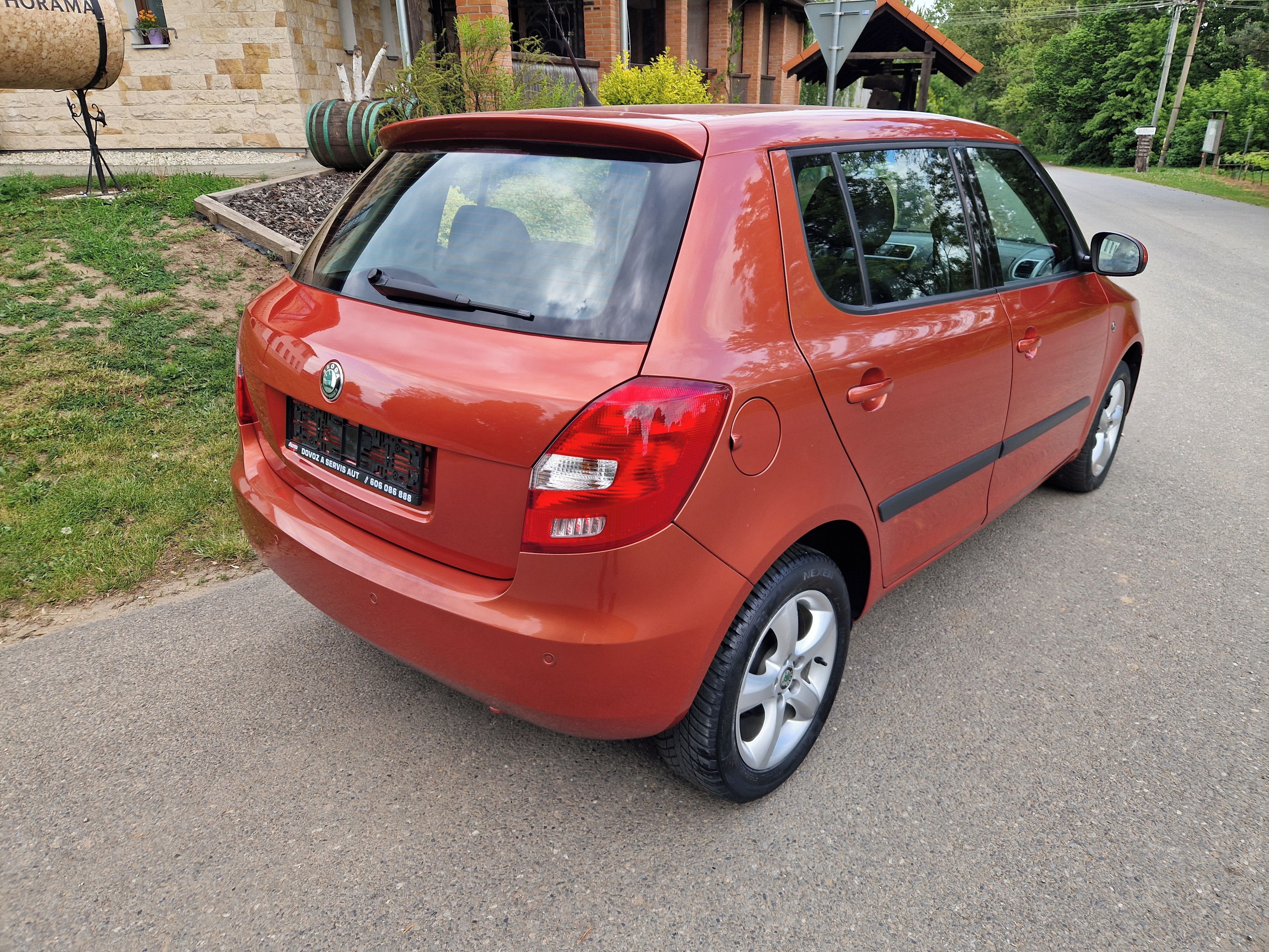 Škoda Fabia, 2 1,2 HTP 44KW, digi.klima - fotka 3