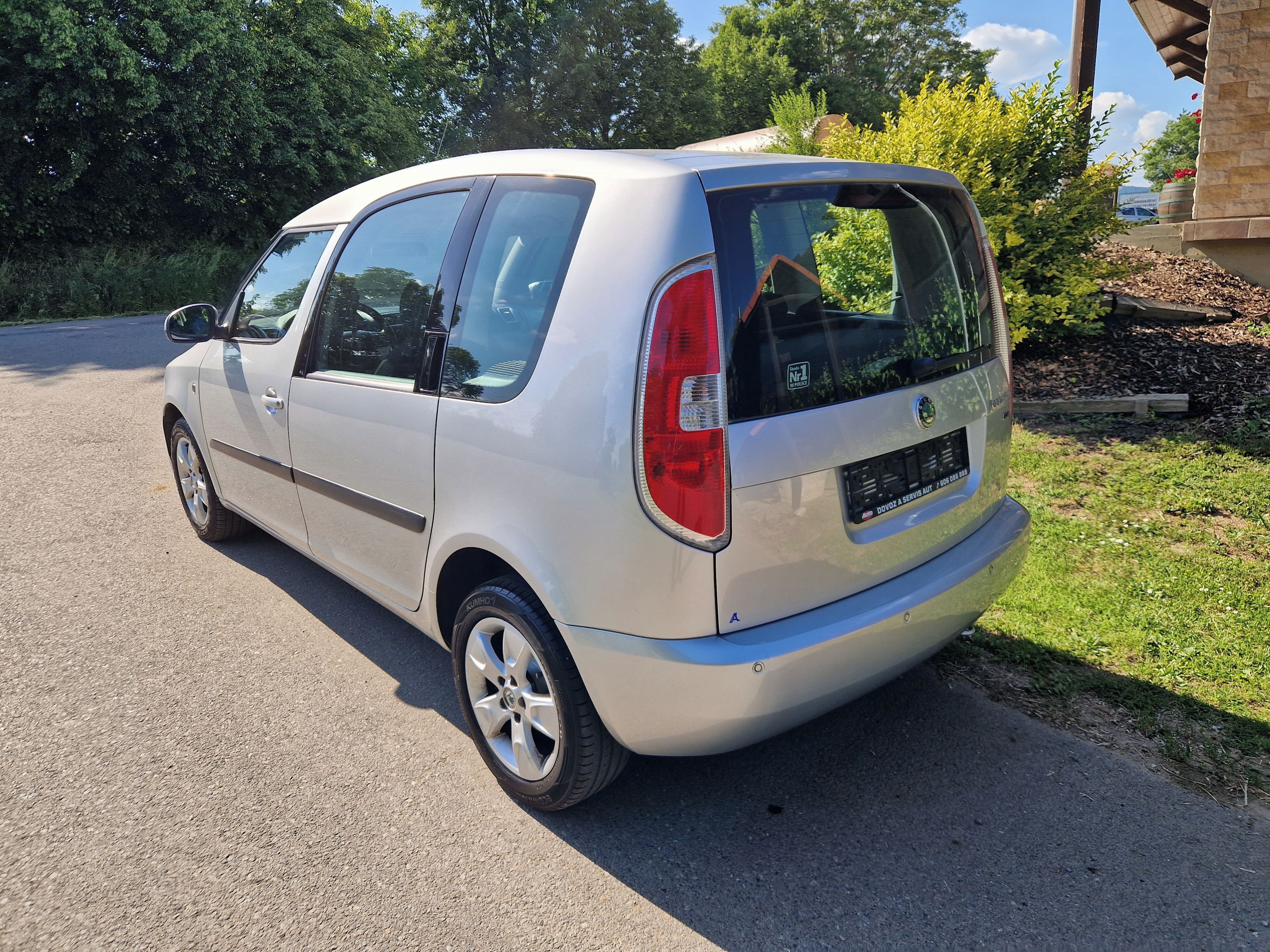 Škoda Roomster, 1,6 16V 77 KW. TOP STAV - fotka 5