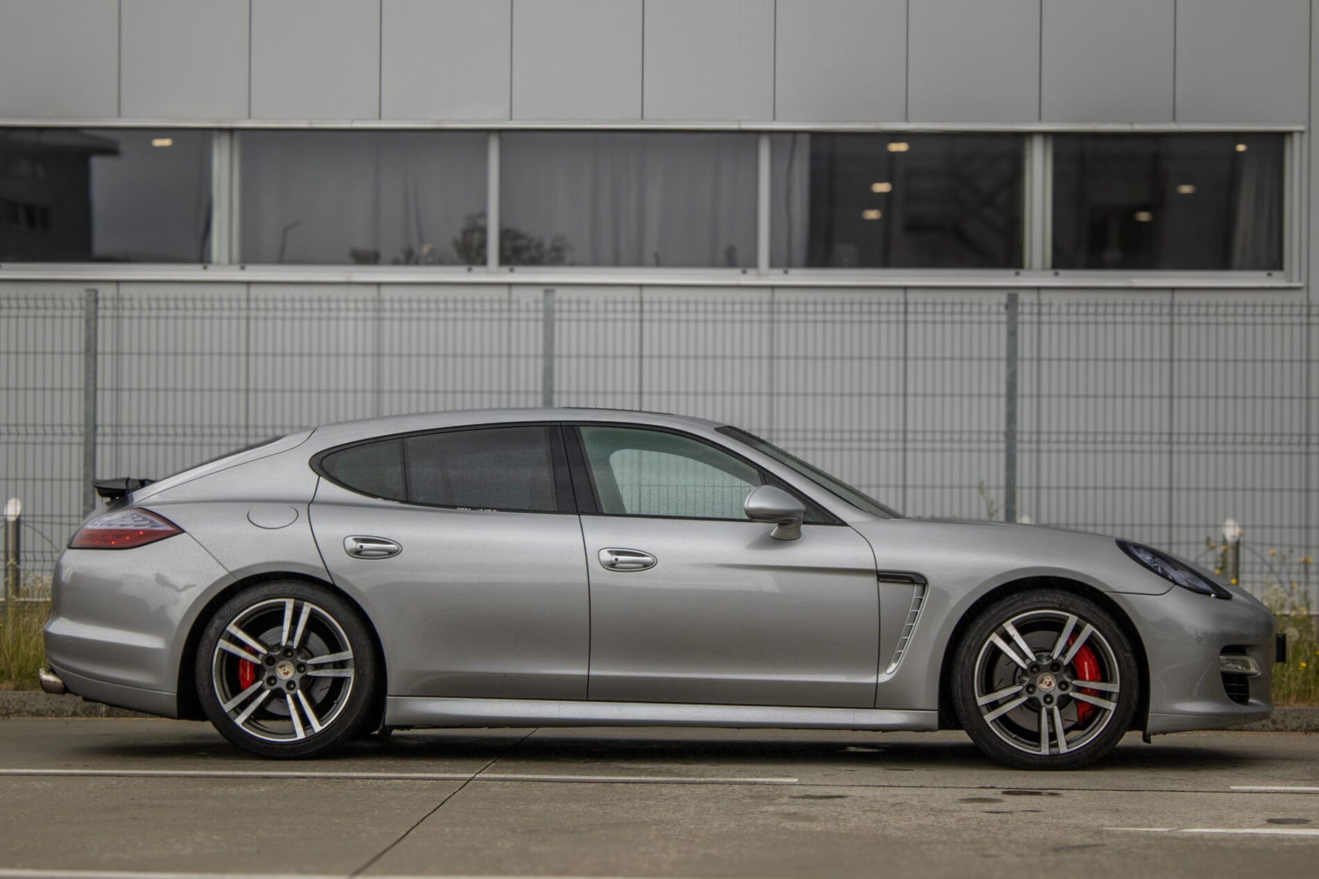 Porsche Panamera - fotka 4