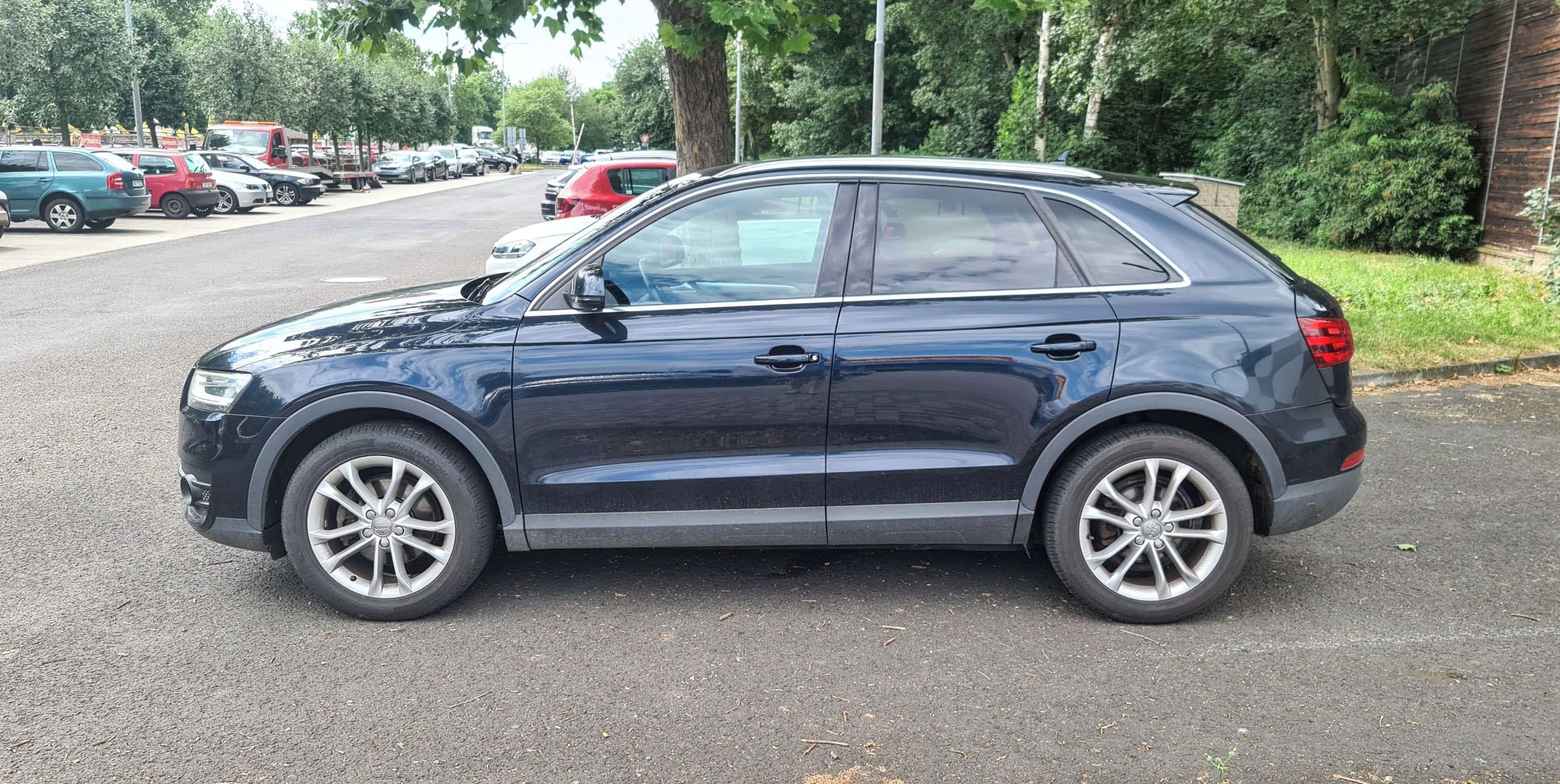 Audi Q3, 2.0TDI 130kW Quattro S-Tronic - fotka 6