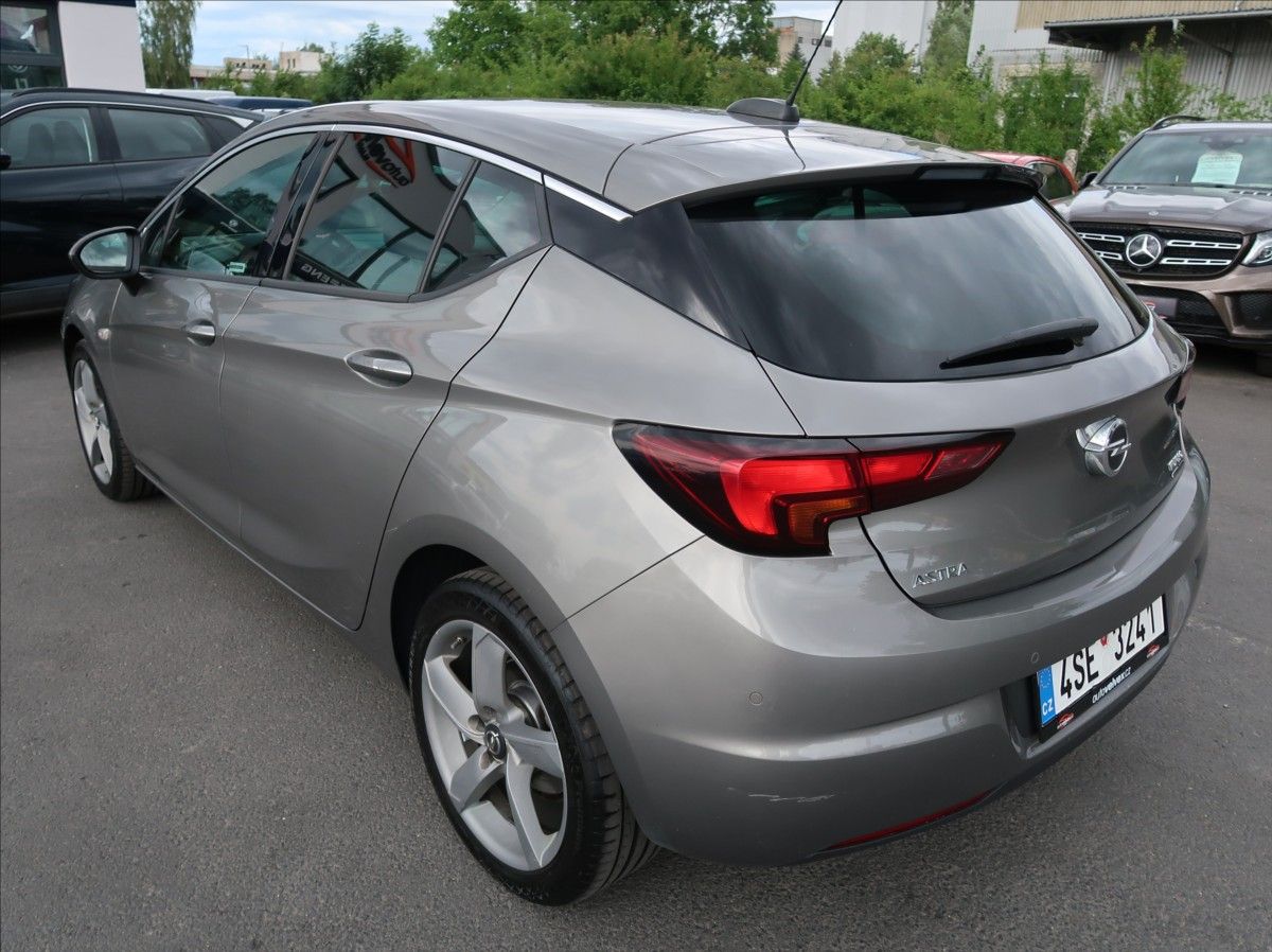 Opel Astra, 1,4 Turbo,92kW,NovéČR,Serv.kn. - fotka 4