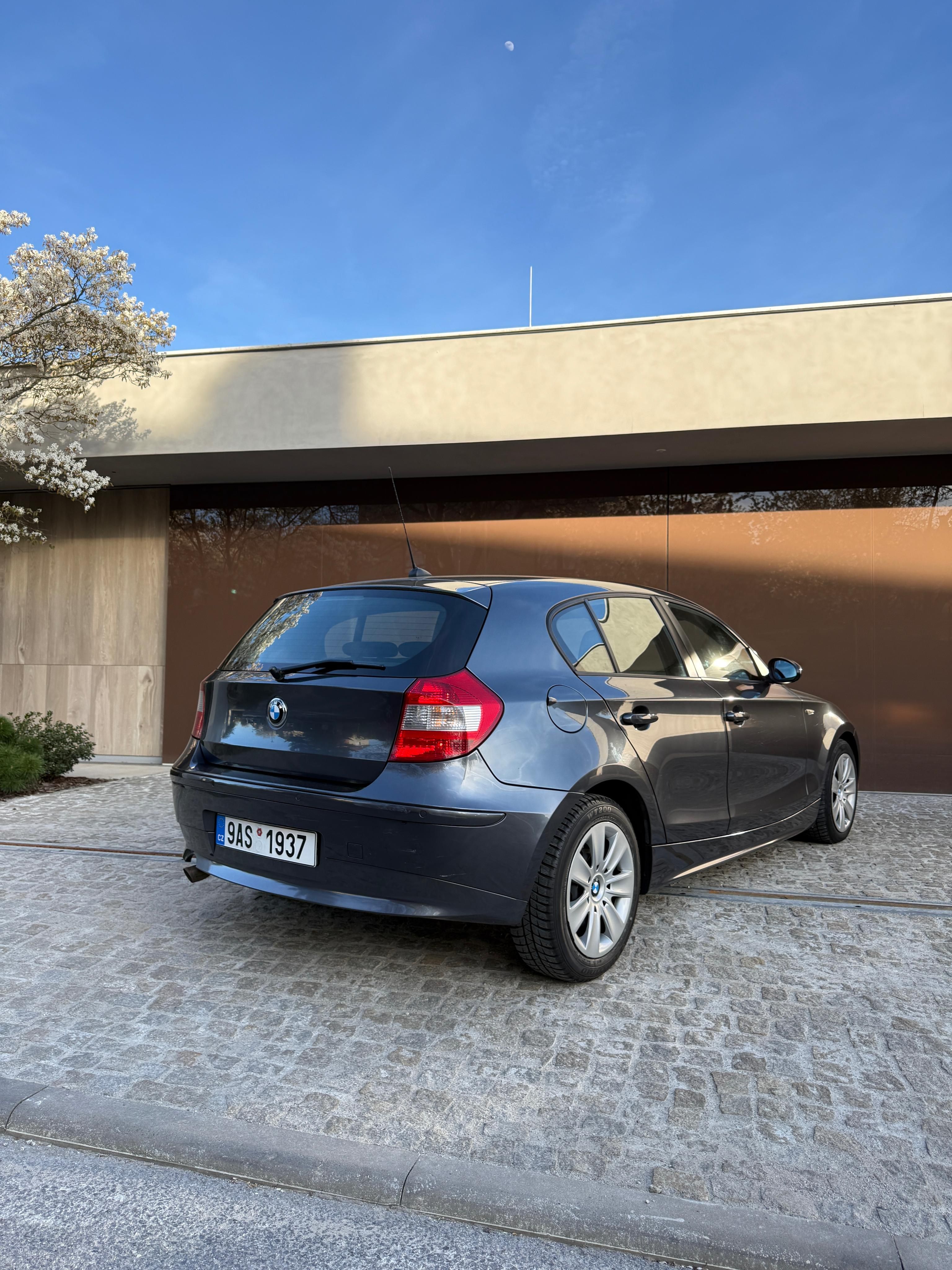 BMW Řada 1 - fotka 3