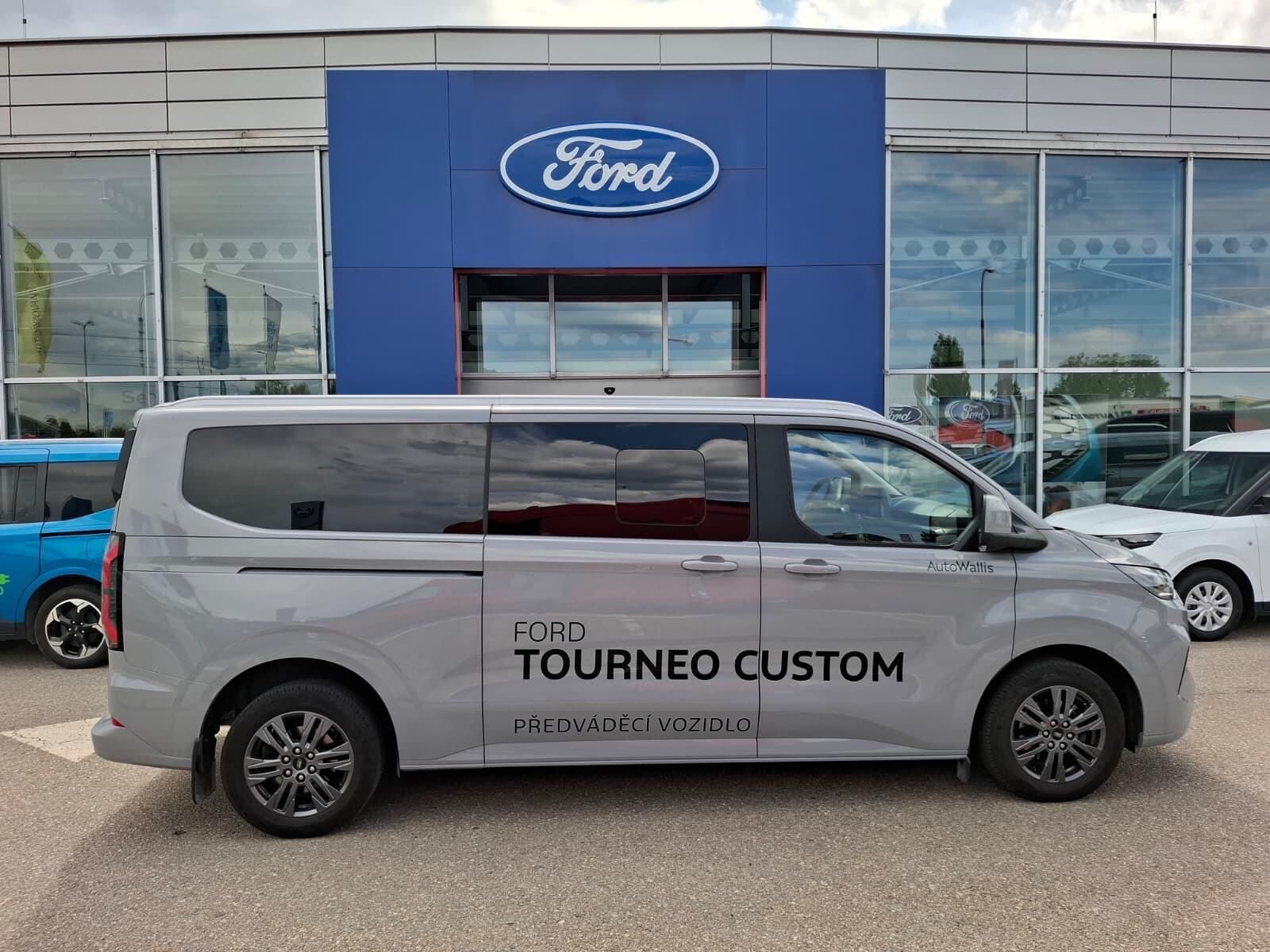Ford Tourneo Custom, Titanium L2, Tourneo, 2.0 EcoB - fotka 2