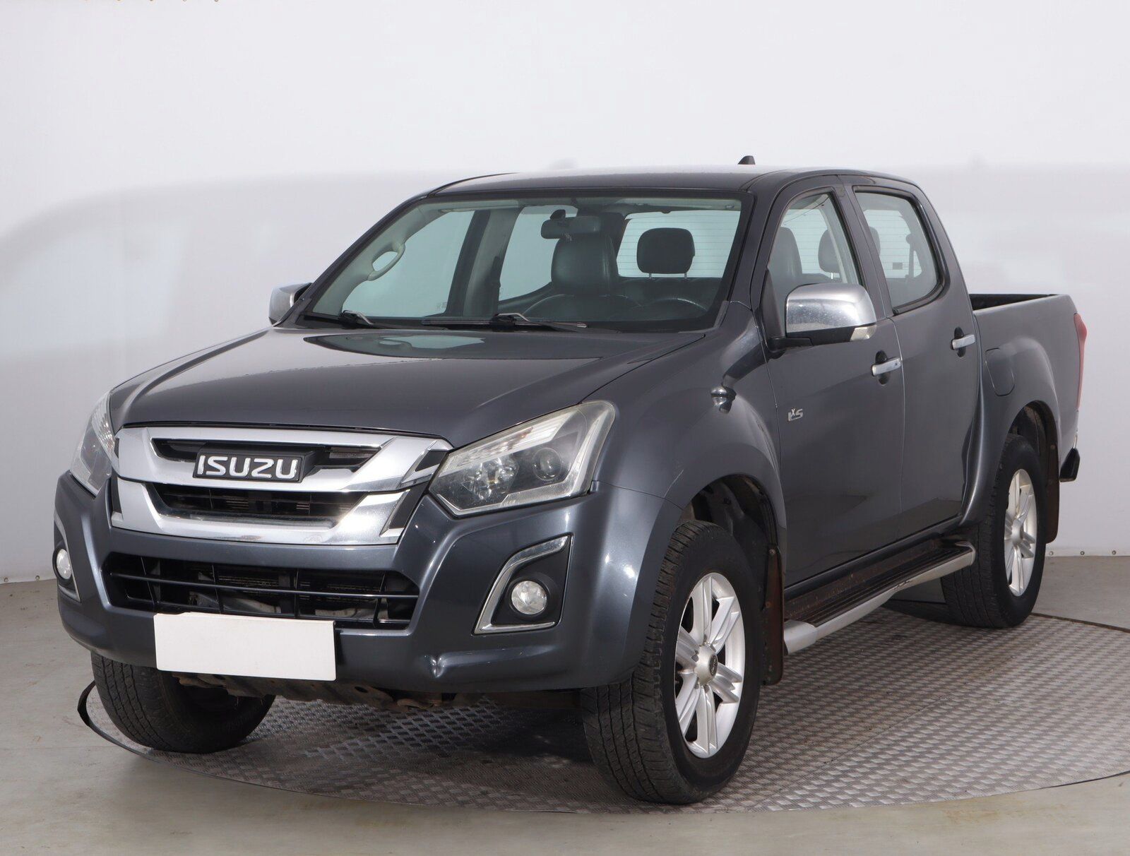 Isuzu D-Max, 1.9 D, 4X4, Kůže, Navi - fotka 2