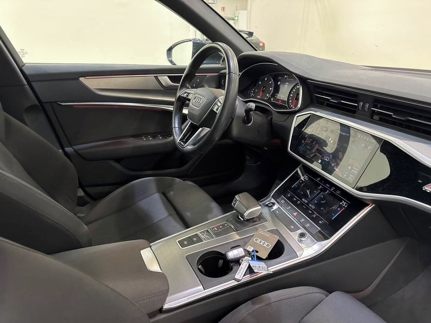 Audi A6 Avant, 2.0 TDI quattro Sport*Navi*Led - fotka 6