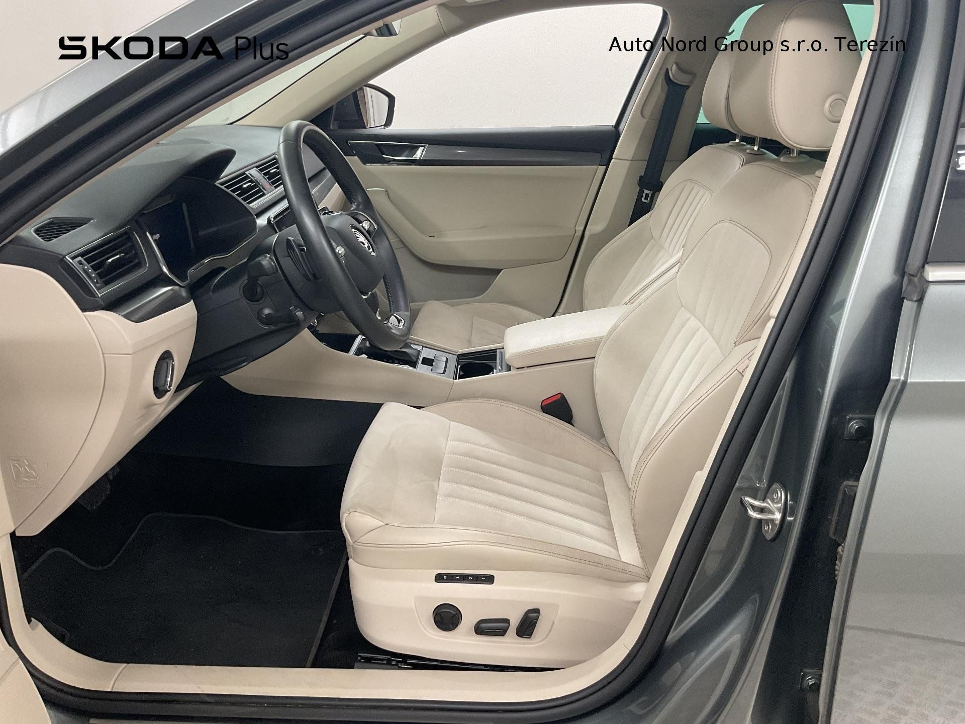 Škoda Superb, SUPEREB COM GRT STY TD 110/2.0 - fotka 5