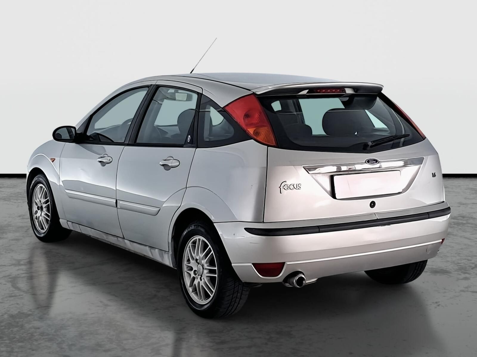 Ford Focus, 1.6 16V, Klima - fotka 4
