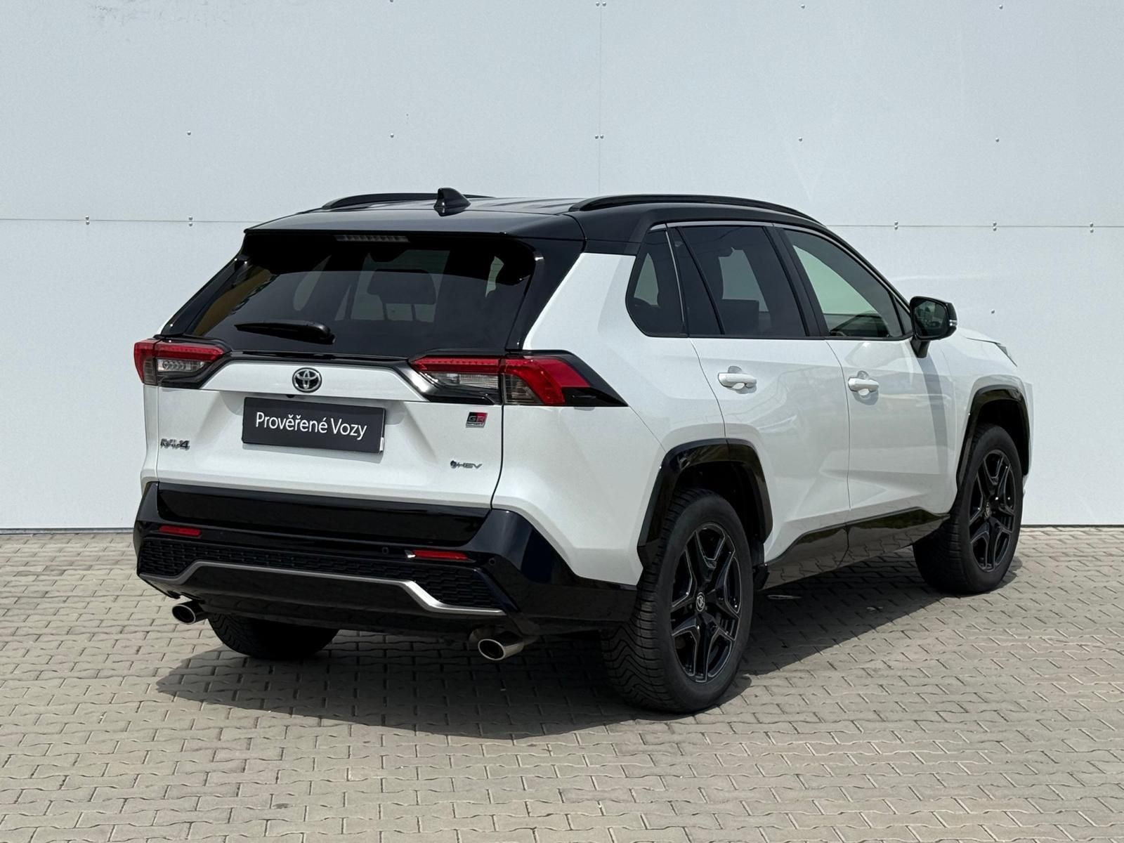 Toyota Rav4, 2.5 HSD e-CVT AWD GR-Sport - fotka 2