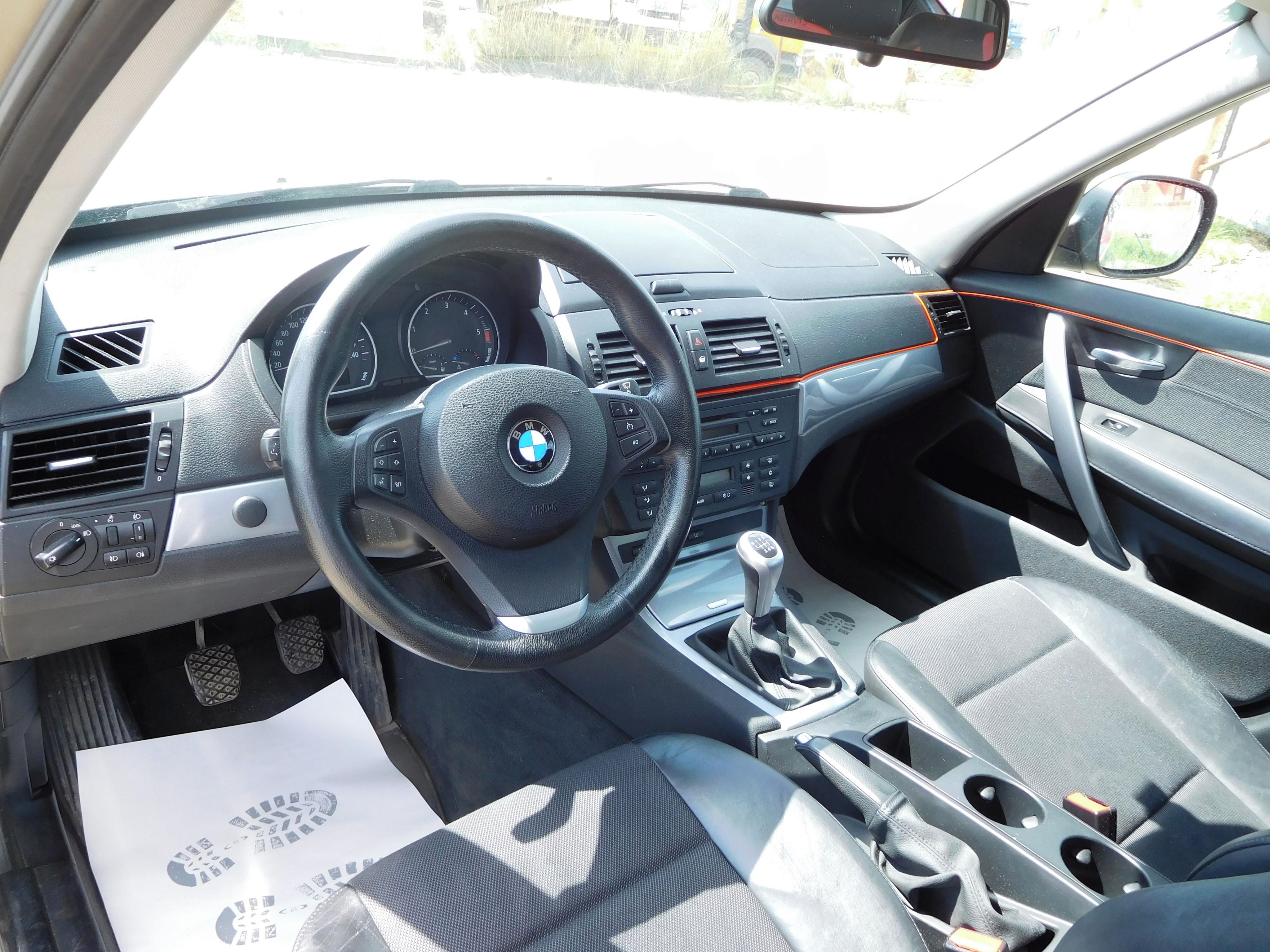 BMW X3, 2.0D XDRIVE, 105kW, Klima - fotka 5