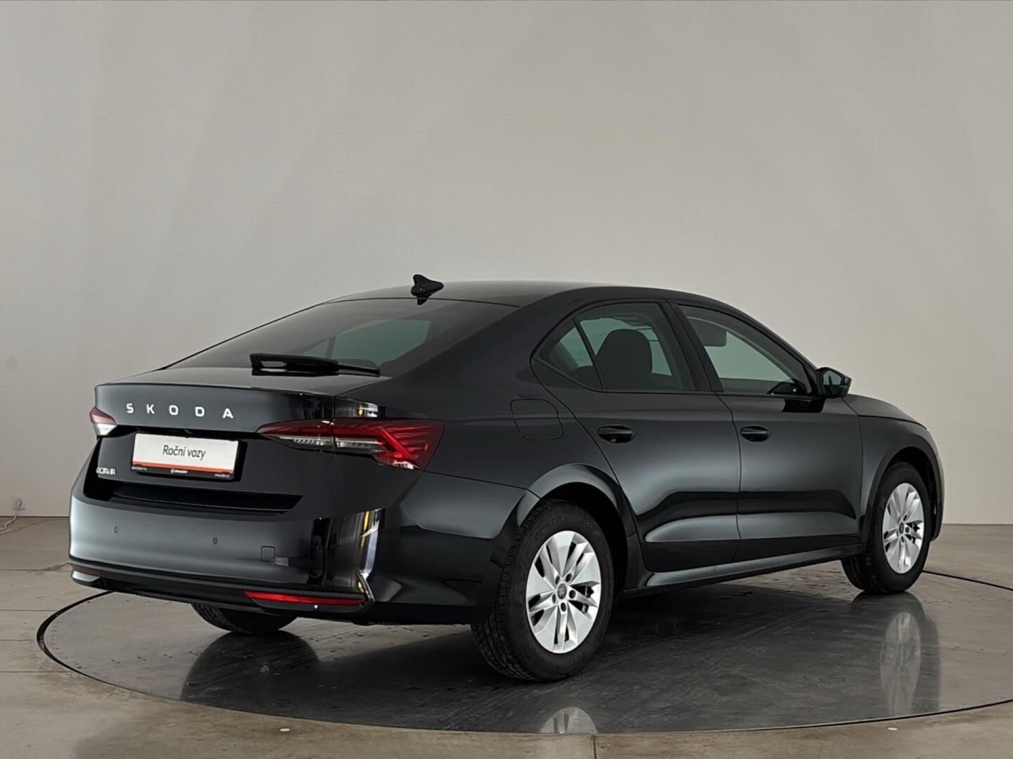 Škoda Octavia, 1.5 TSI / 110 kW Selection - fotka 2