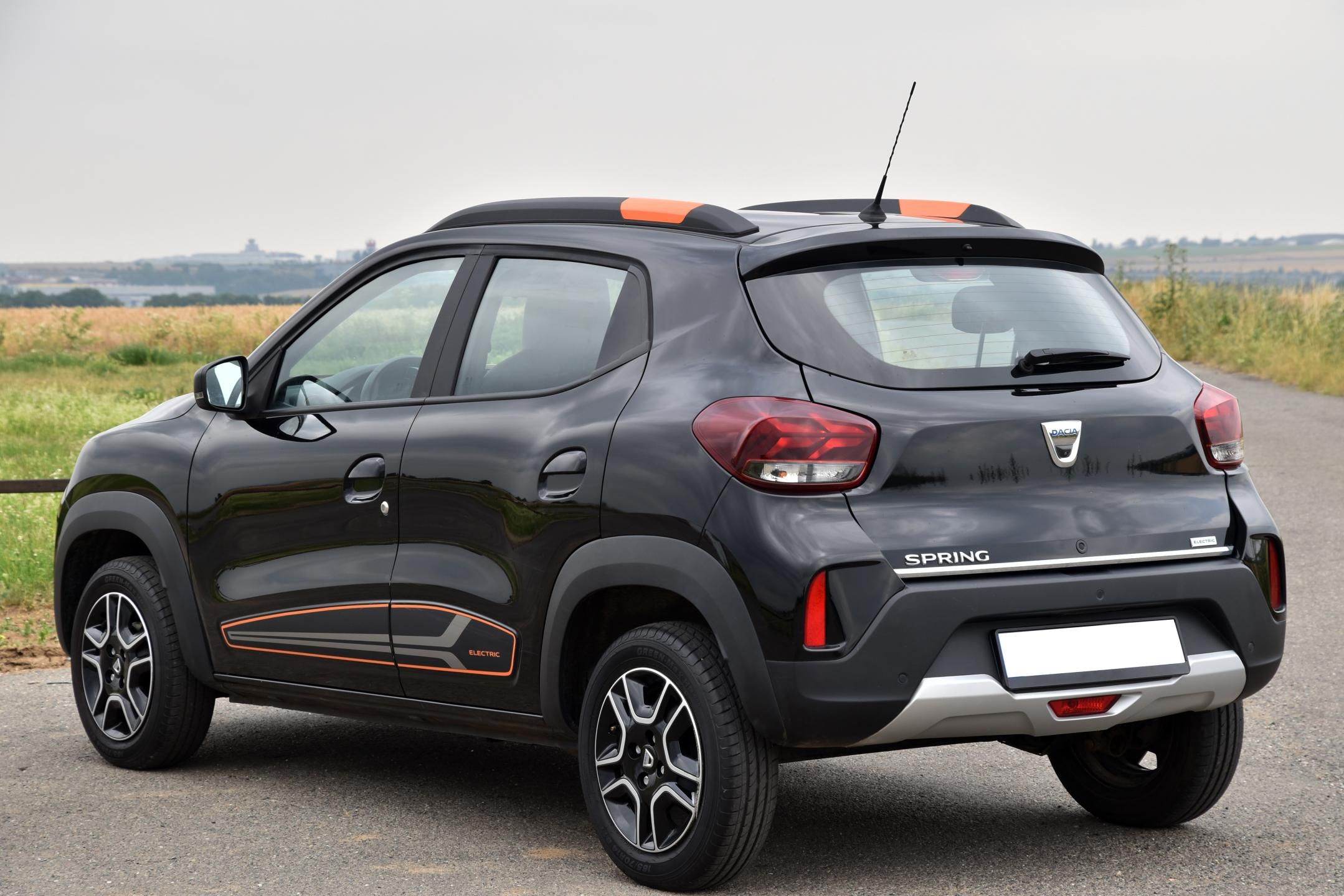 Dacia Spring, ELECTRIC 45 (27kWh),NAVI,KŮŽE - fotka 3