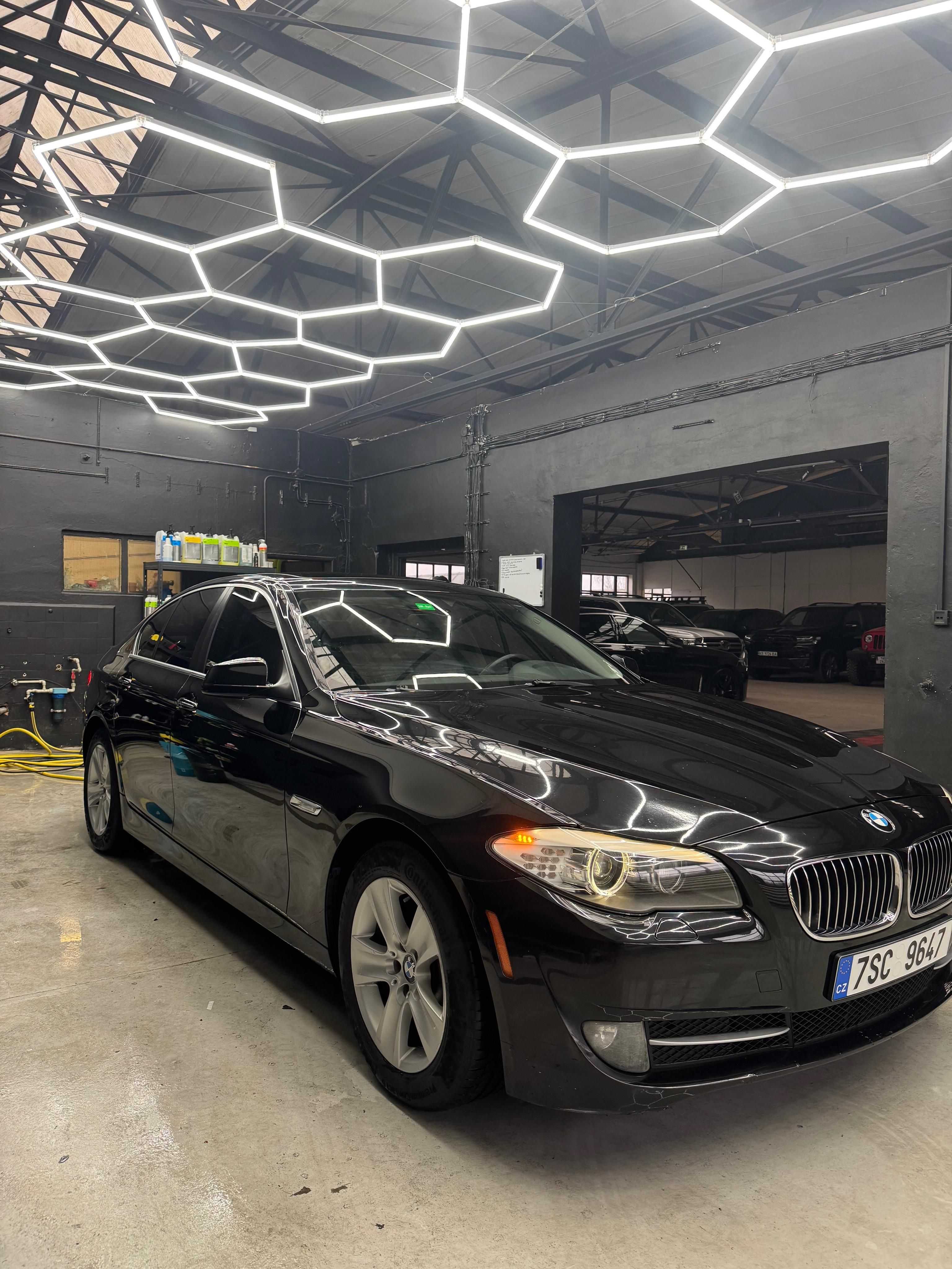 BMW Řada 5, BMW 5 F10 3.0 - fotka 2