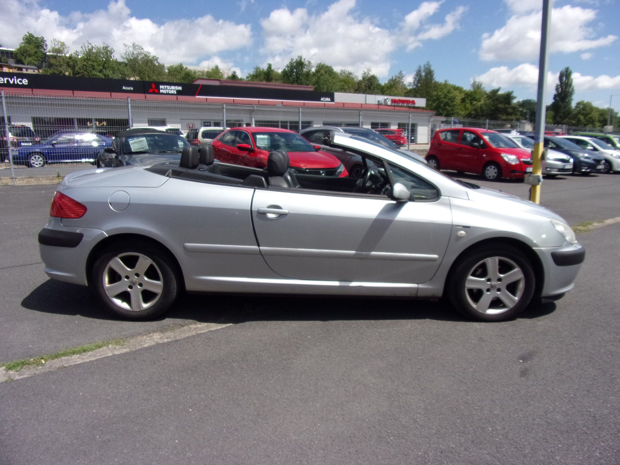 Peugeot 307, 2,0i 16V CC 100kw - fotka 2
