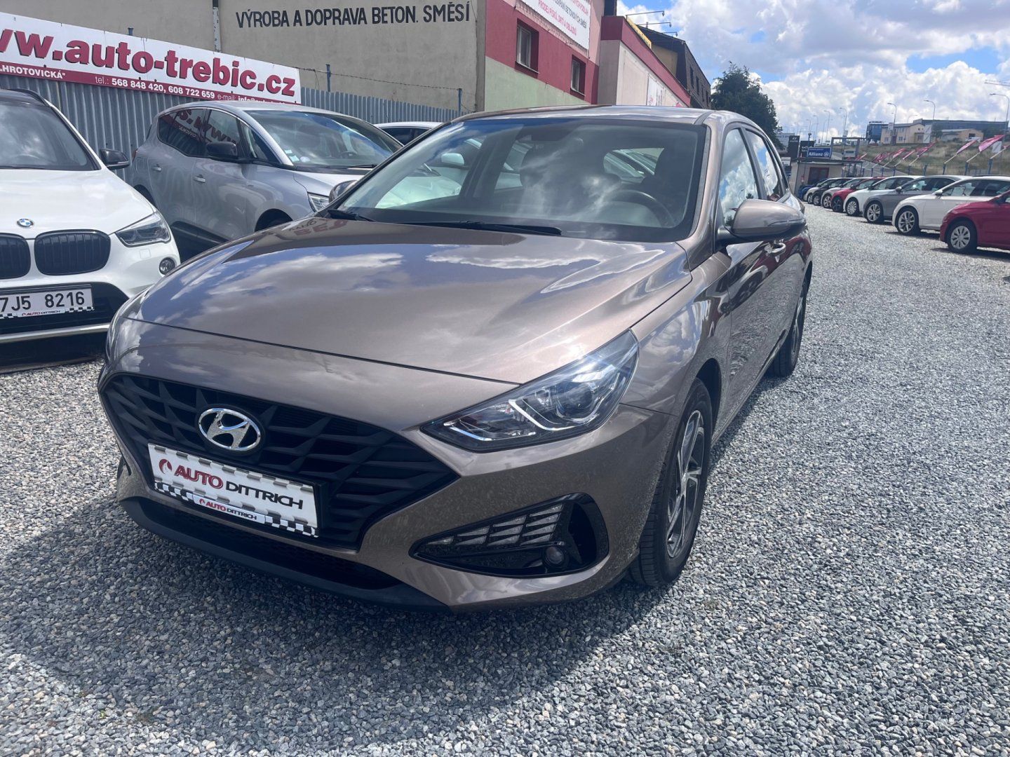 Hyundai i30, 1.5 DPi COMFORT - fotka 2