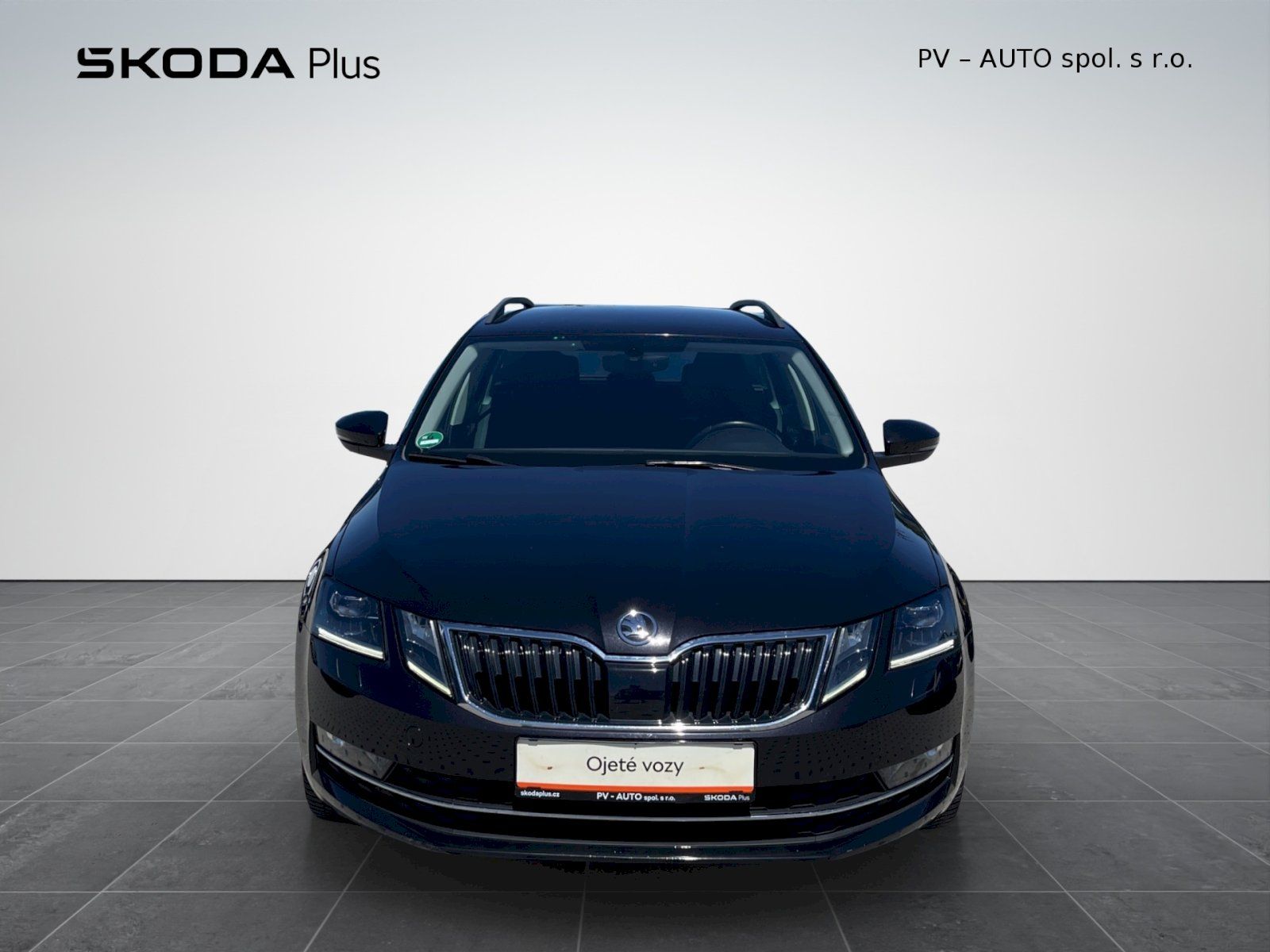 Škoda Octavia, 1.5 TSI 110kW DSG Style Plus c - fotka 4