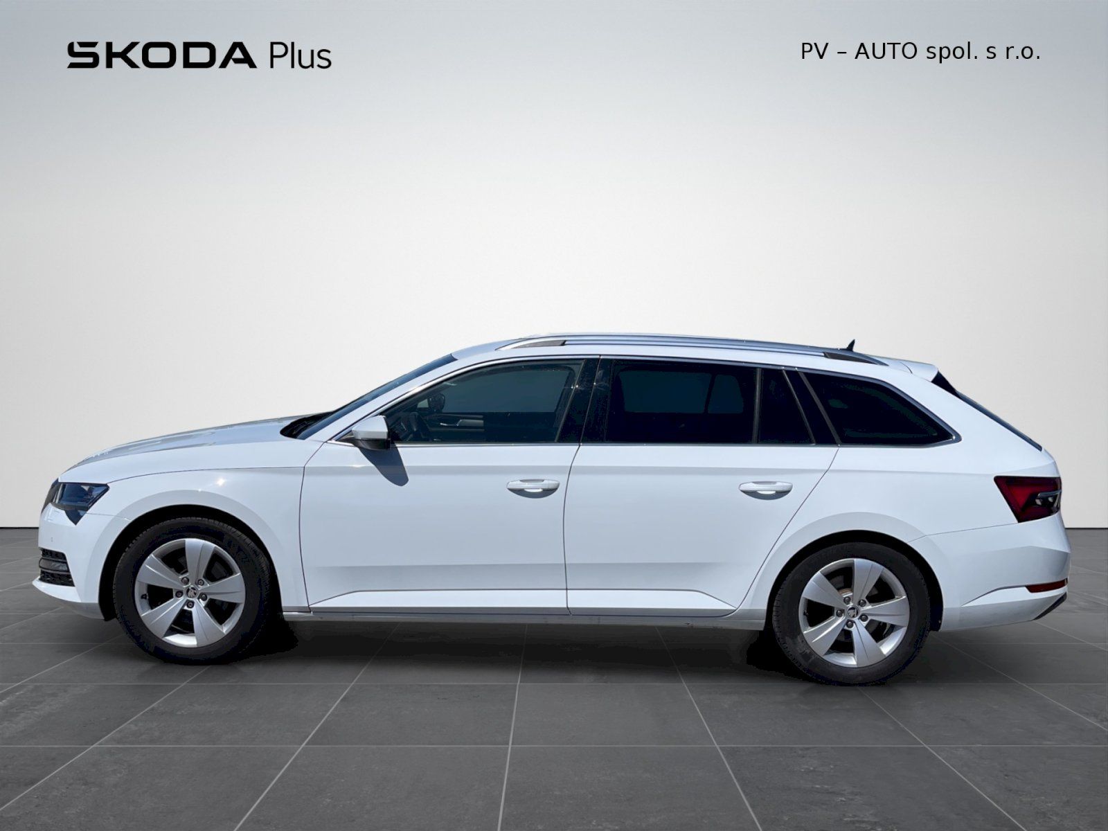 Škoda Superb, 2.0 TDI 110kW DSG Style Plus c - fotka 3
