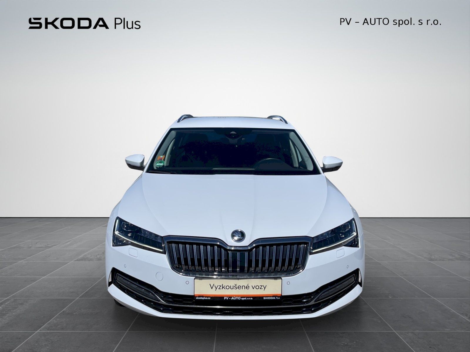 Škoda Superb, 2.0 TDI 110kW DSG Style Plus c - fotka 4