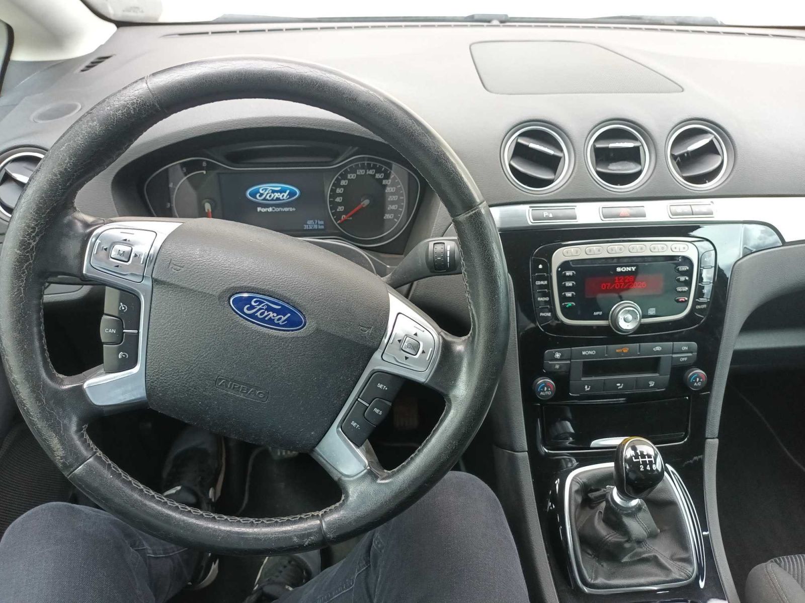 Ford S-MAX, 2.0 TDCi, ČR,1.maj, po STK - fotka 3