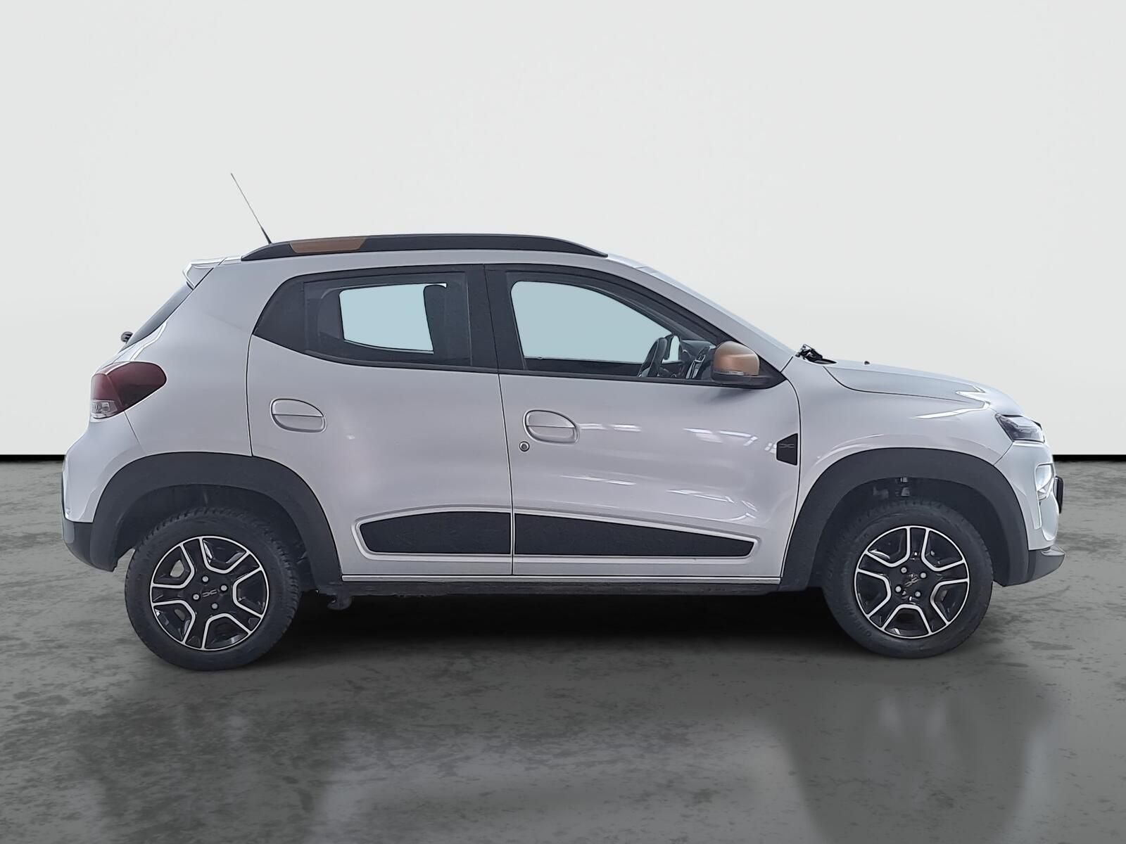 Dacia Spring, Electric 65 (27 kWh), SoH 94% - fotka 6