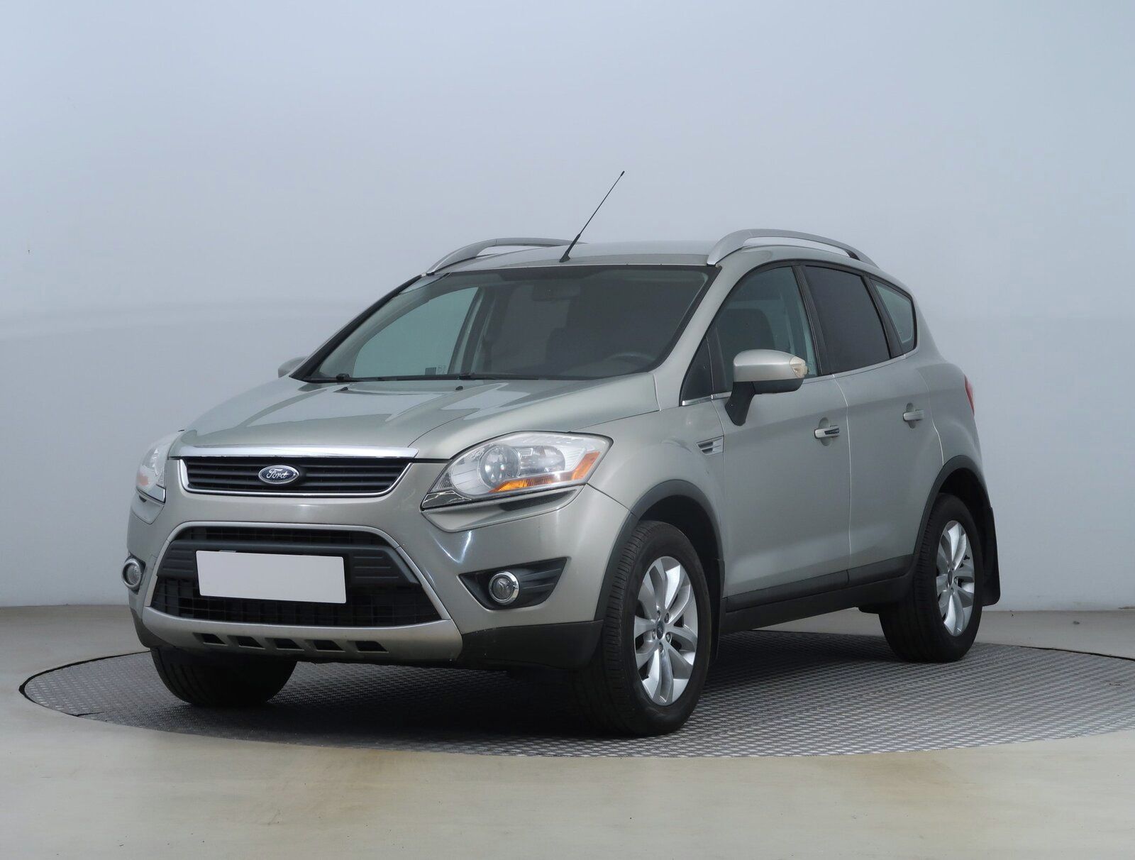 Ford Kuga, 2.0 TDCi, 4X4, Kožené sedačky - fotka 2