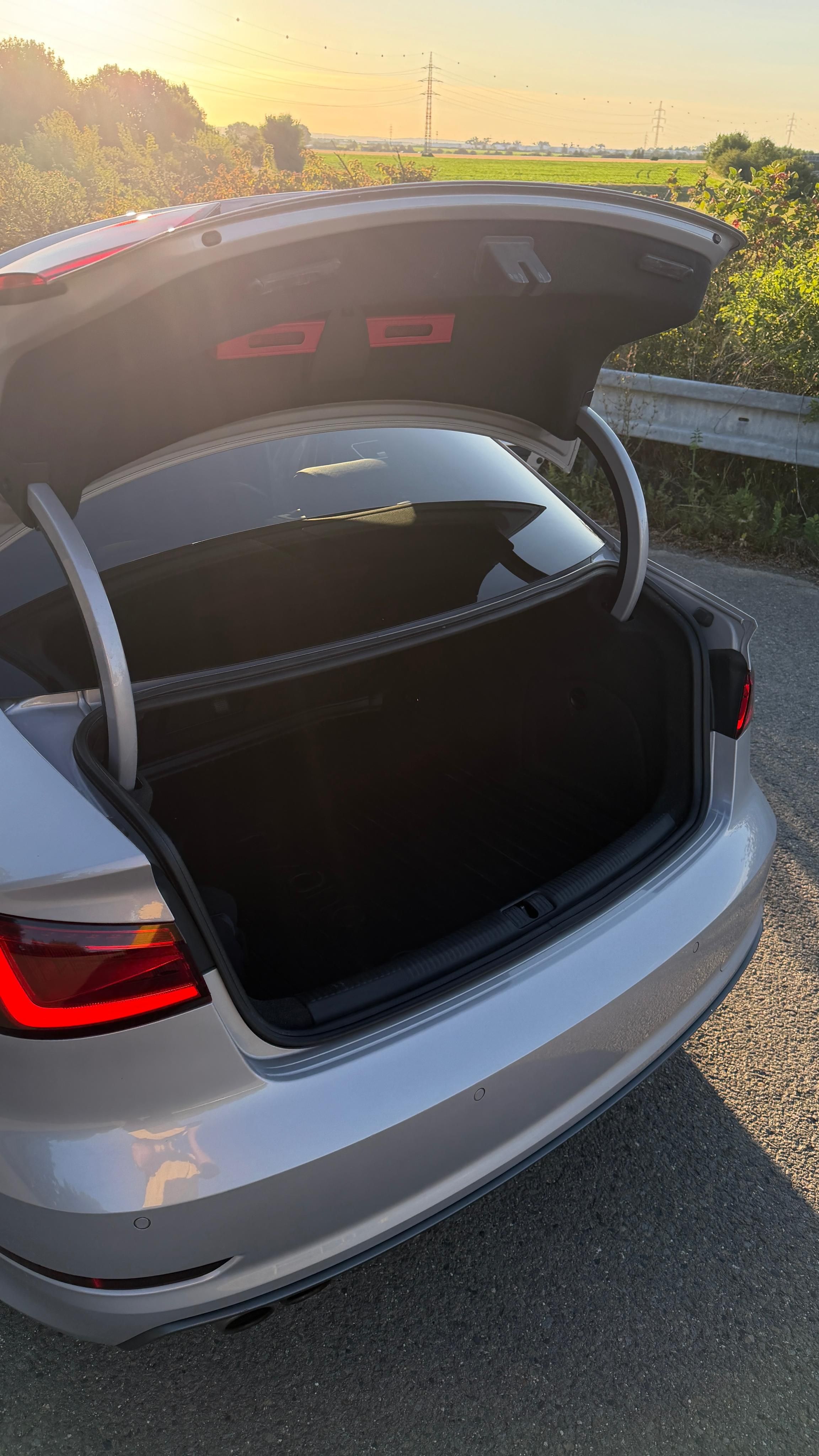 Audi A3, Limousine 1.4 TFSI DSG, S-line - fotka 5