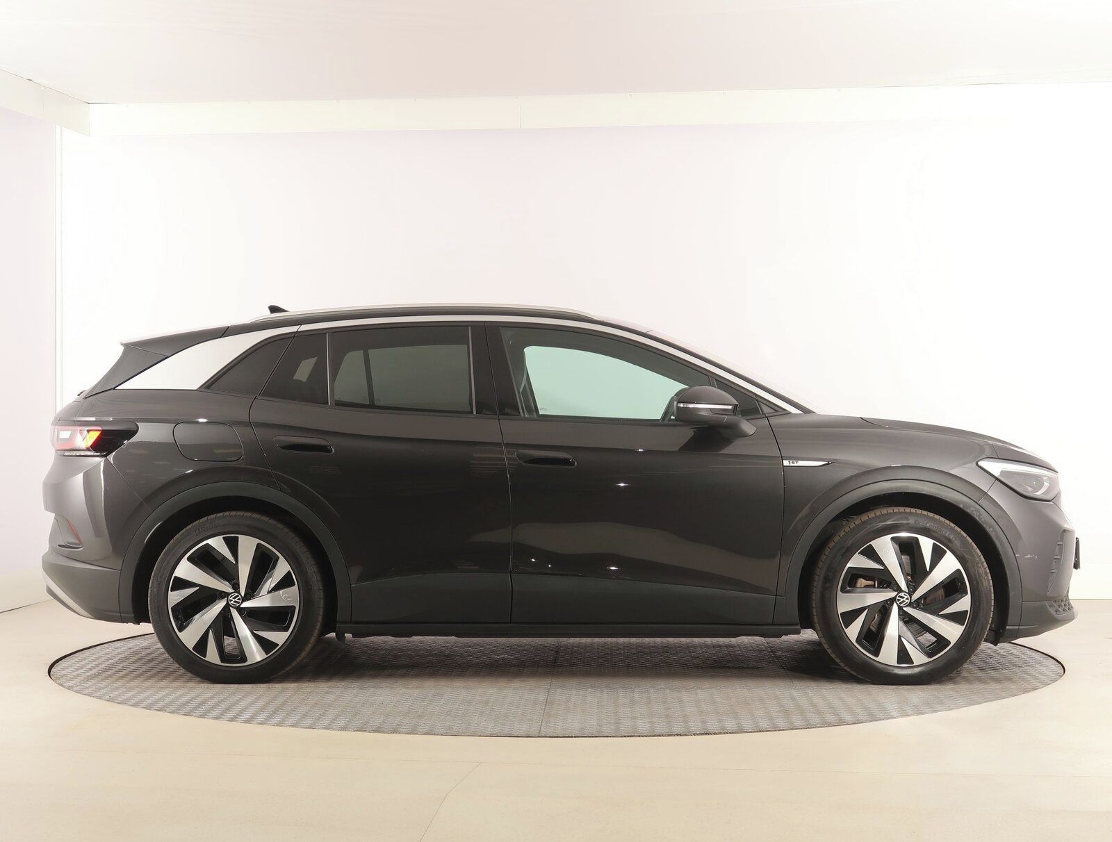 Volkswagen ID.4, Pro Perf. (82 kWh), SoH 90% - fotka 6