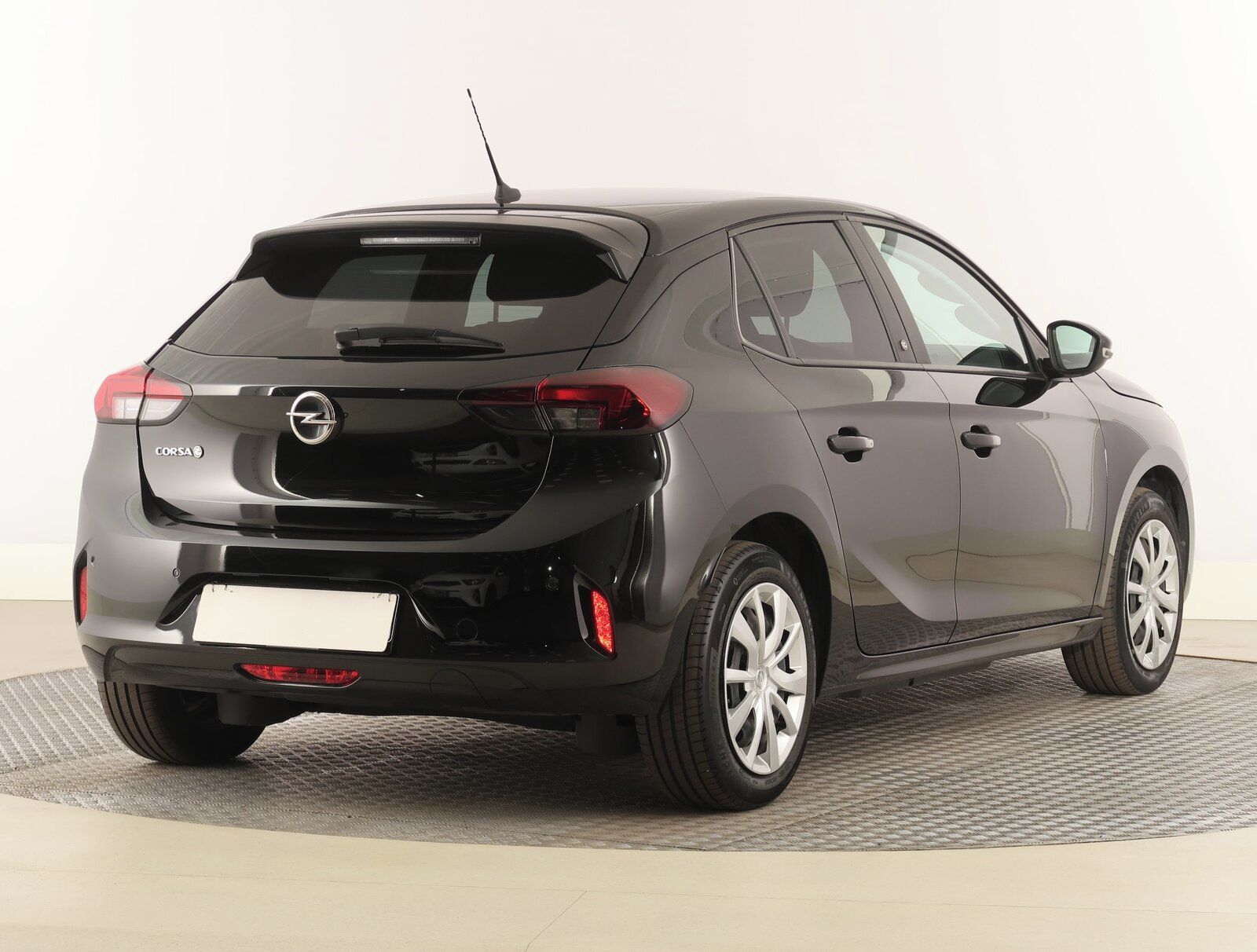 Opel Corsa, 50 kWh, SoH 98%, Edition - fotka 5