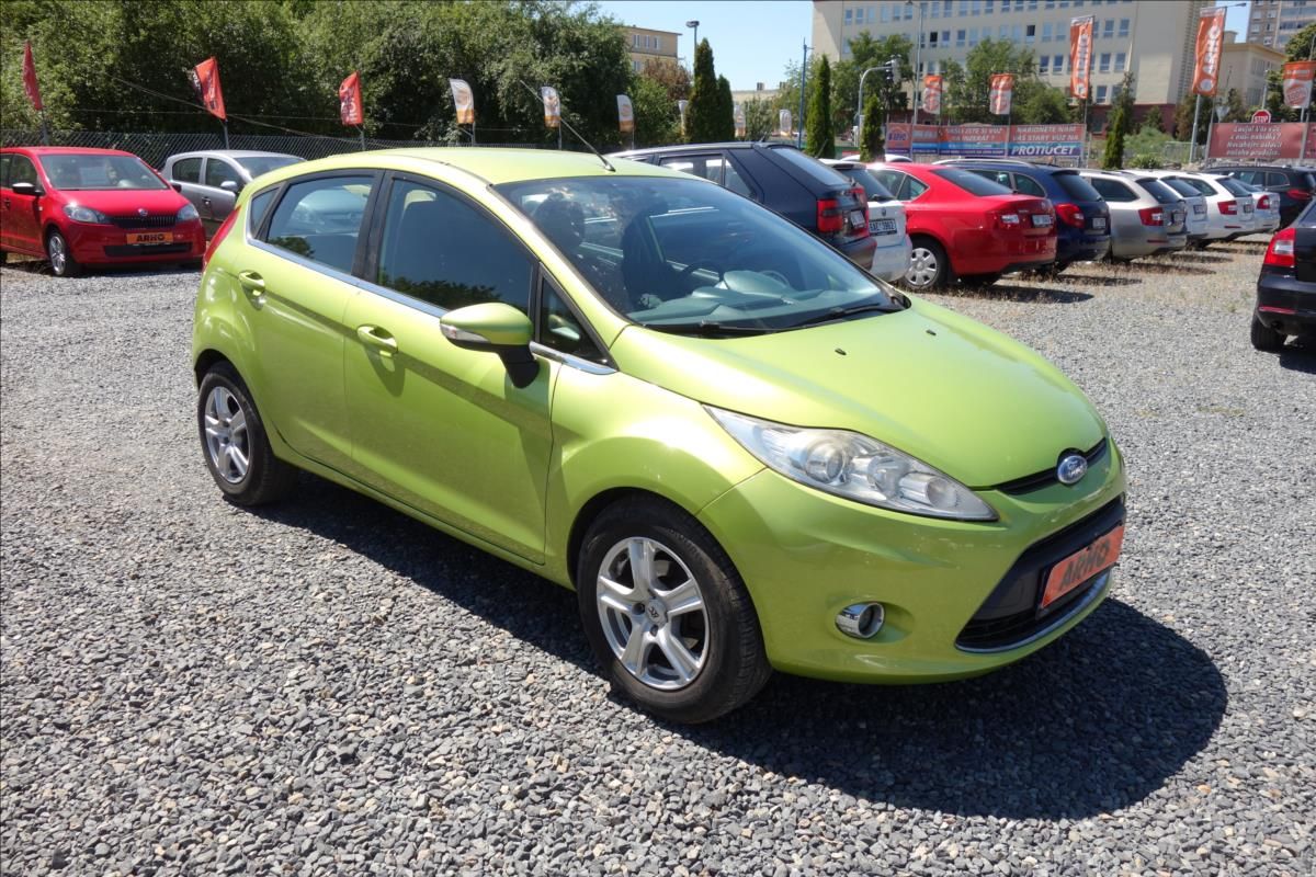 Ford Fiesta, 1,2 i, ČR, KLIMATIZACE.