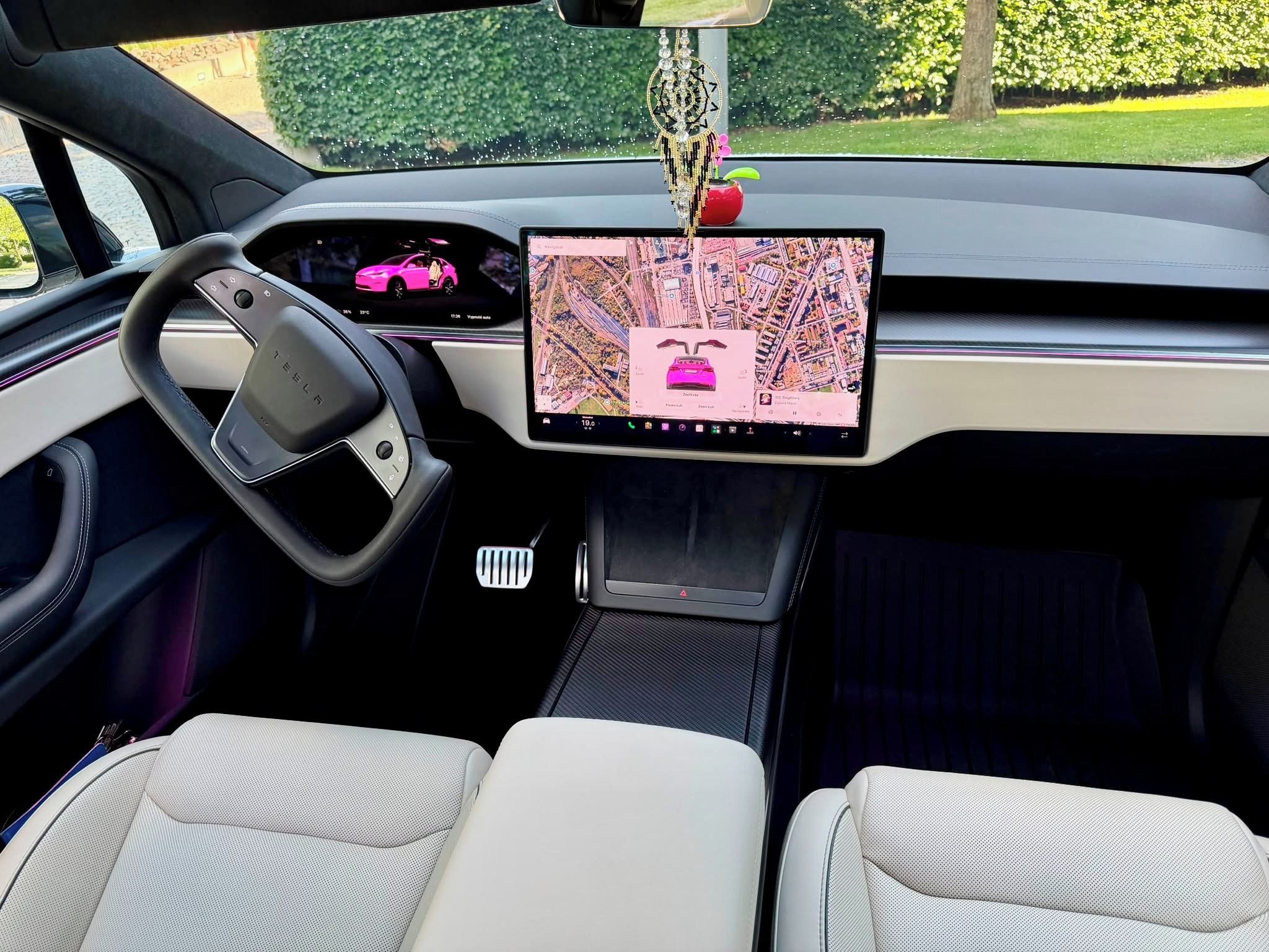 Tesla Model X, TESLA MODEL X PLAID - fotka 4