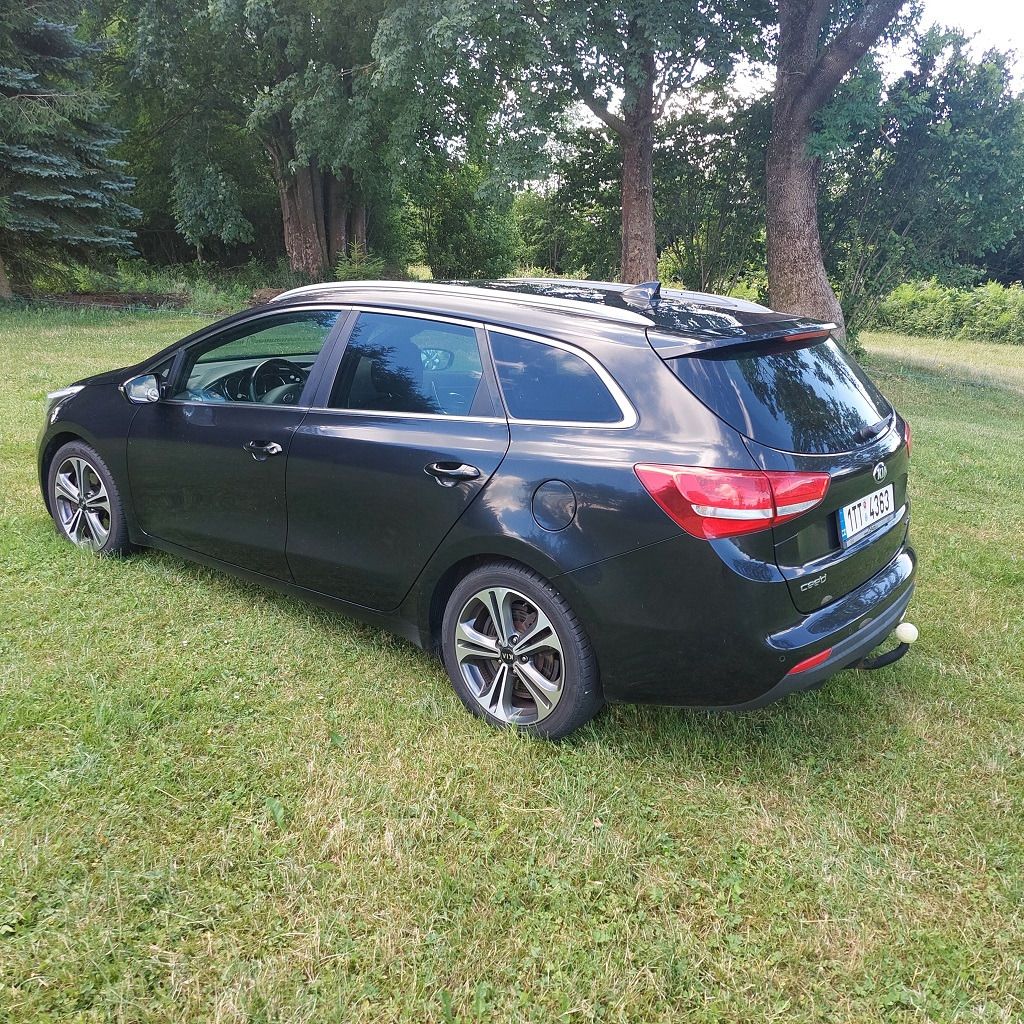 Kia, 1,6 CRDi GTLine automat - fotka 2