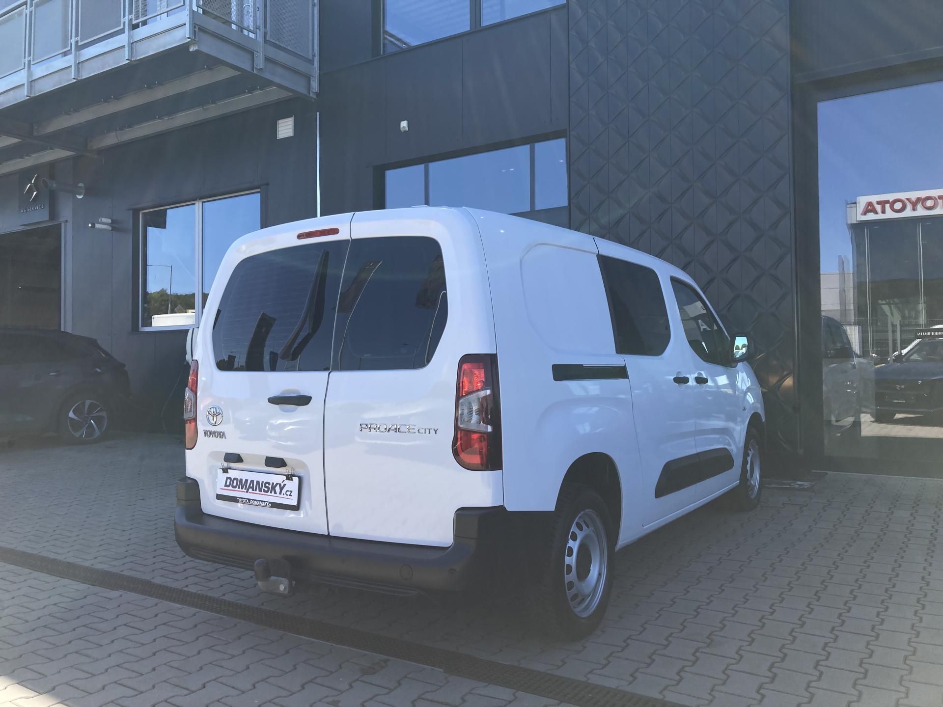 Toyota Proace City, CREWCAB 1.5 D-4D 96 kW - fotka 3