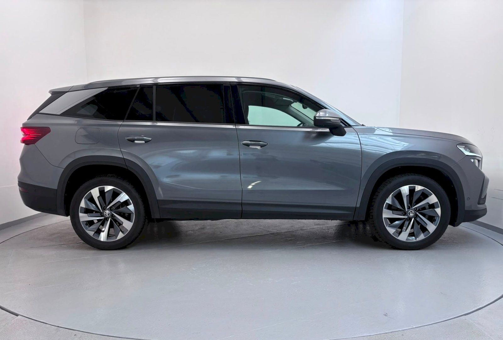 Škoda Kodiaq, KODIAQ EXCLUSIVE SELECTION 4X4 - fotka 6