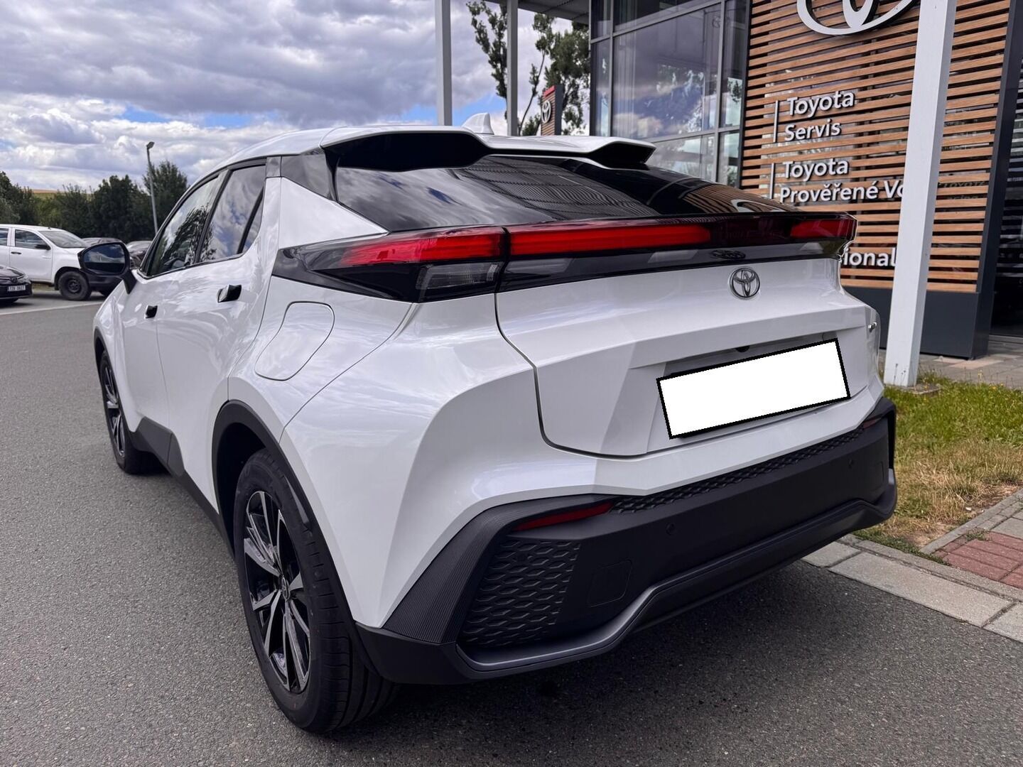 Toyota C-HR, 1.8 Style - fotka 6