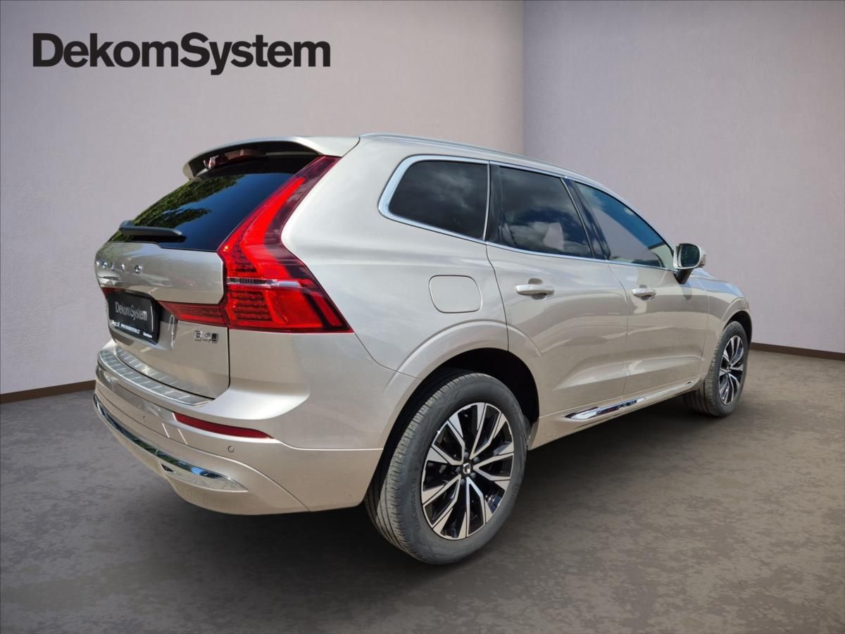 Volvo XC60, 2,0 B4 AWD diesel Plus Bright - fotka 3