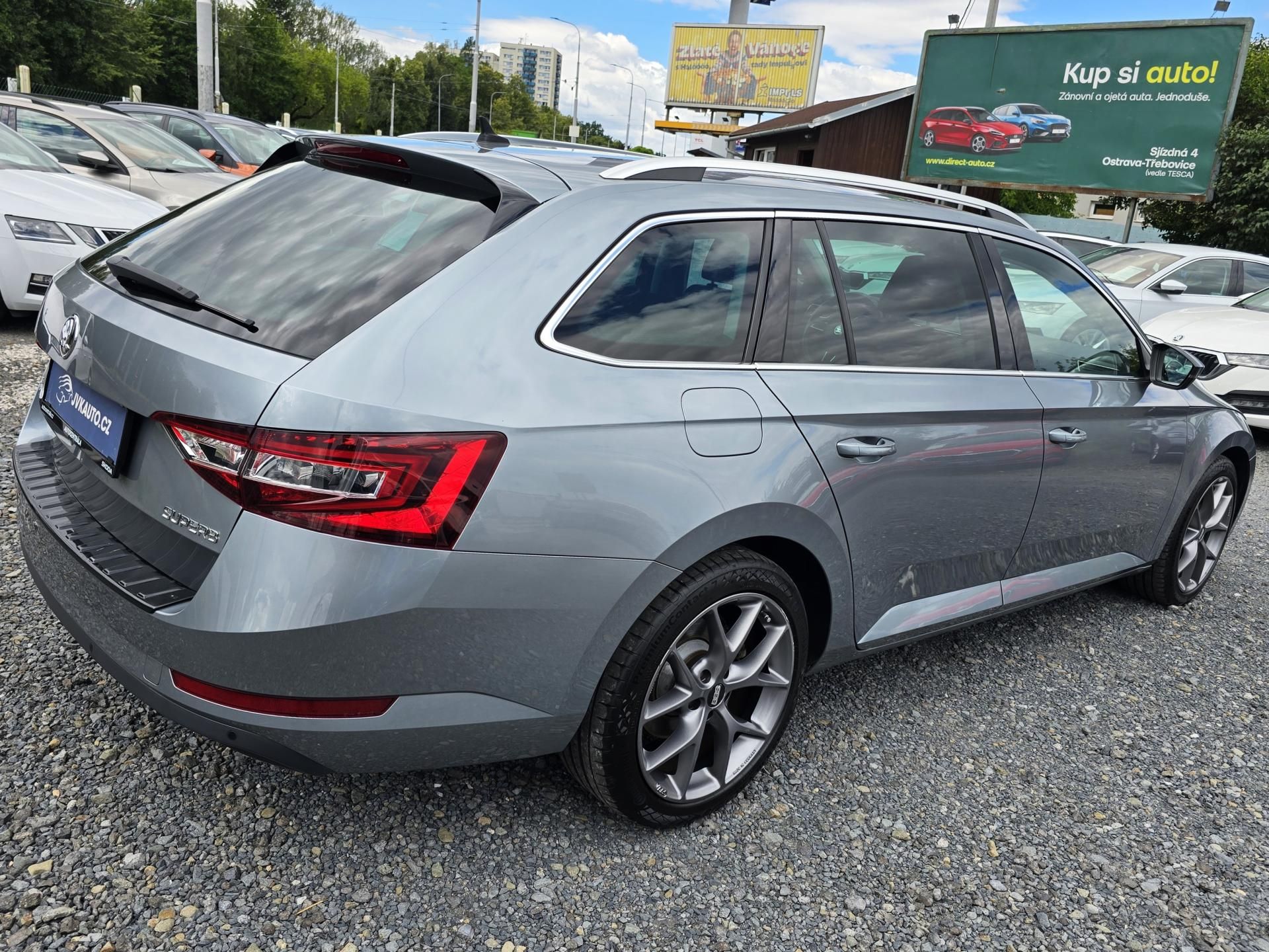 Škoda Superb, 140KW DSG WEBASTO PANORAMA - fotka 5