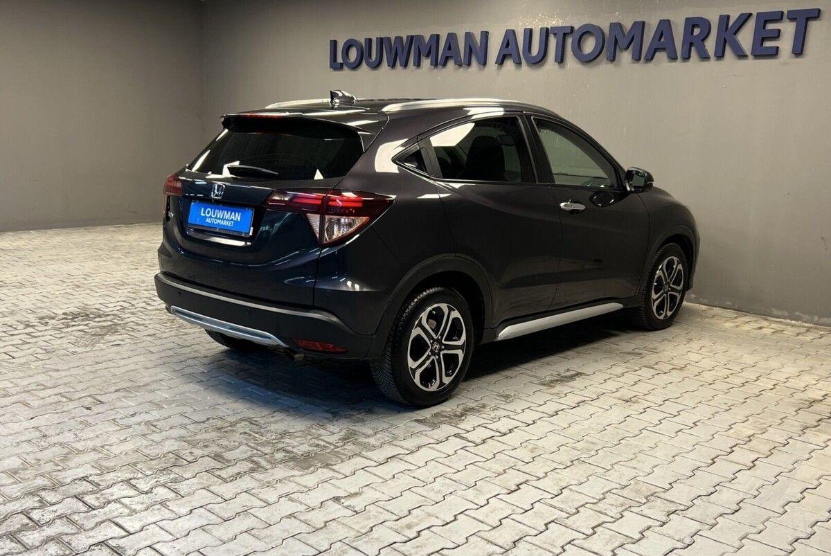 Honda HR-V, 1.5 i-VTEC AT EXECUTIVE - fotka 2