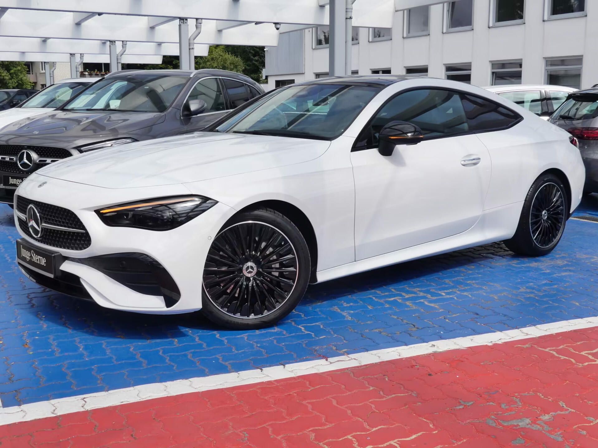 Mercedes-Benz CLE, 300 4M AMG Pano NezTop DIGI.Li