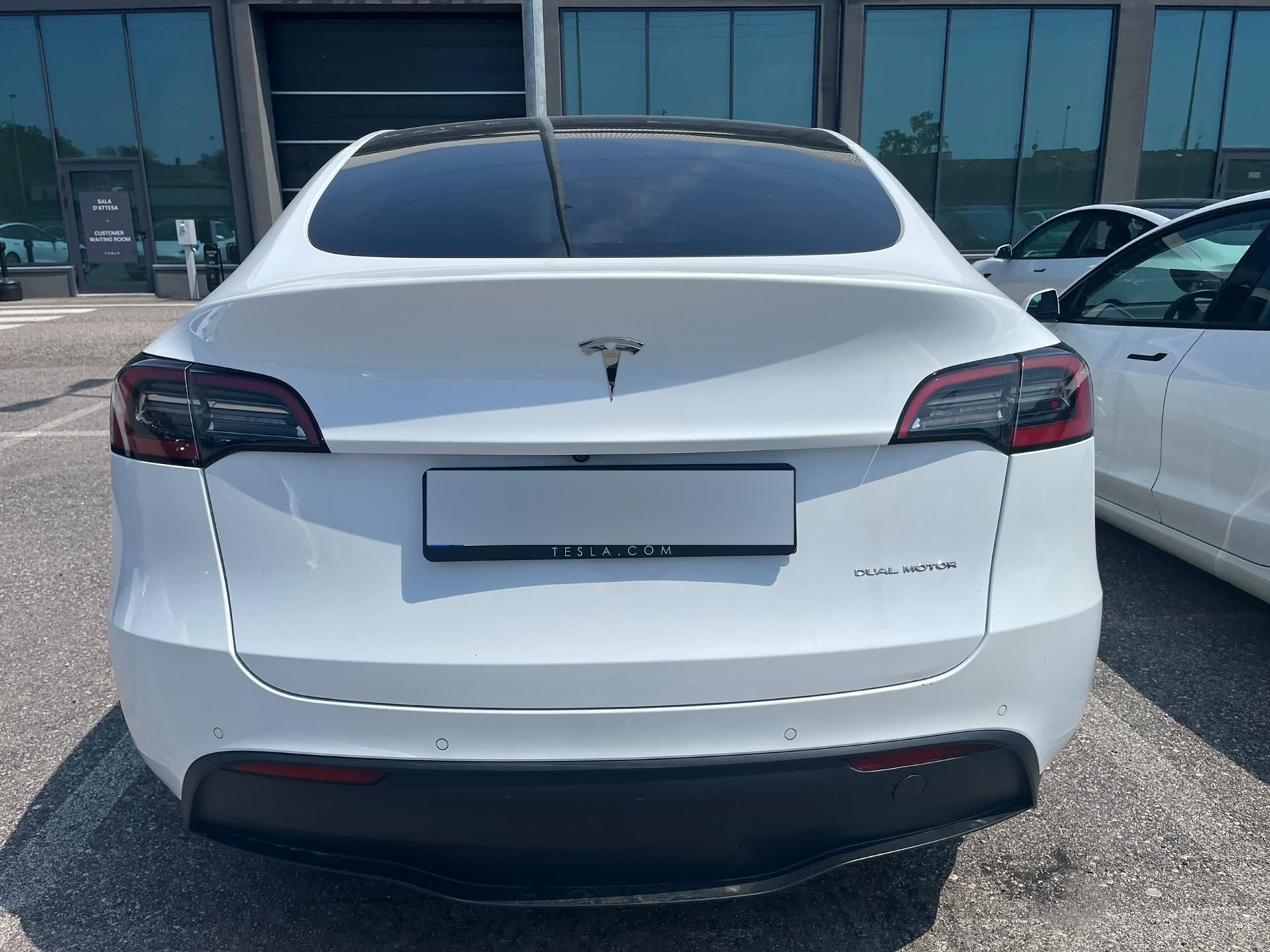 Tesla Model Y, Long Range AWD | AMD Ryzen - fotka 5