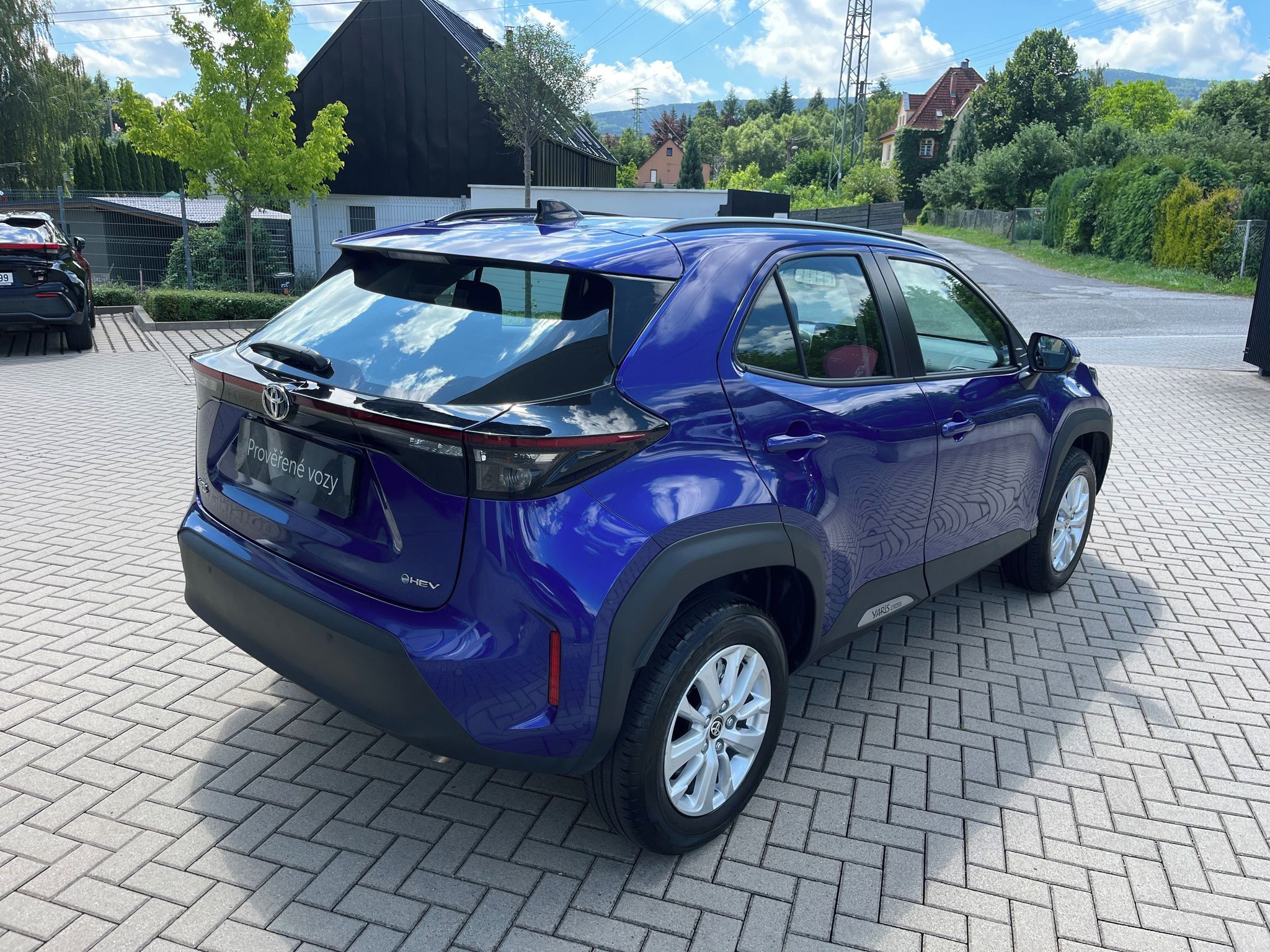 Toyota Yaris Cross, 1.5 Hybrid e-CVT Comfort - fotka 6
